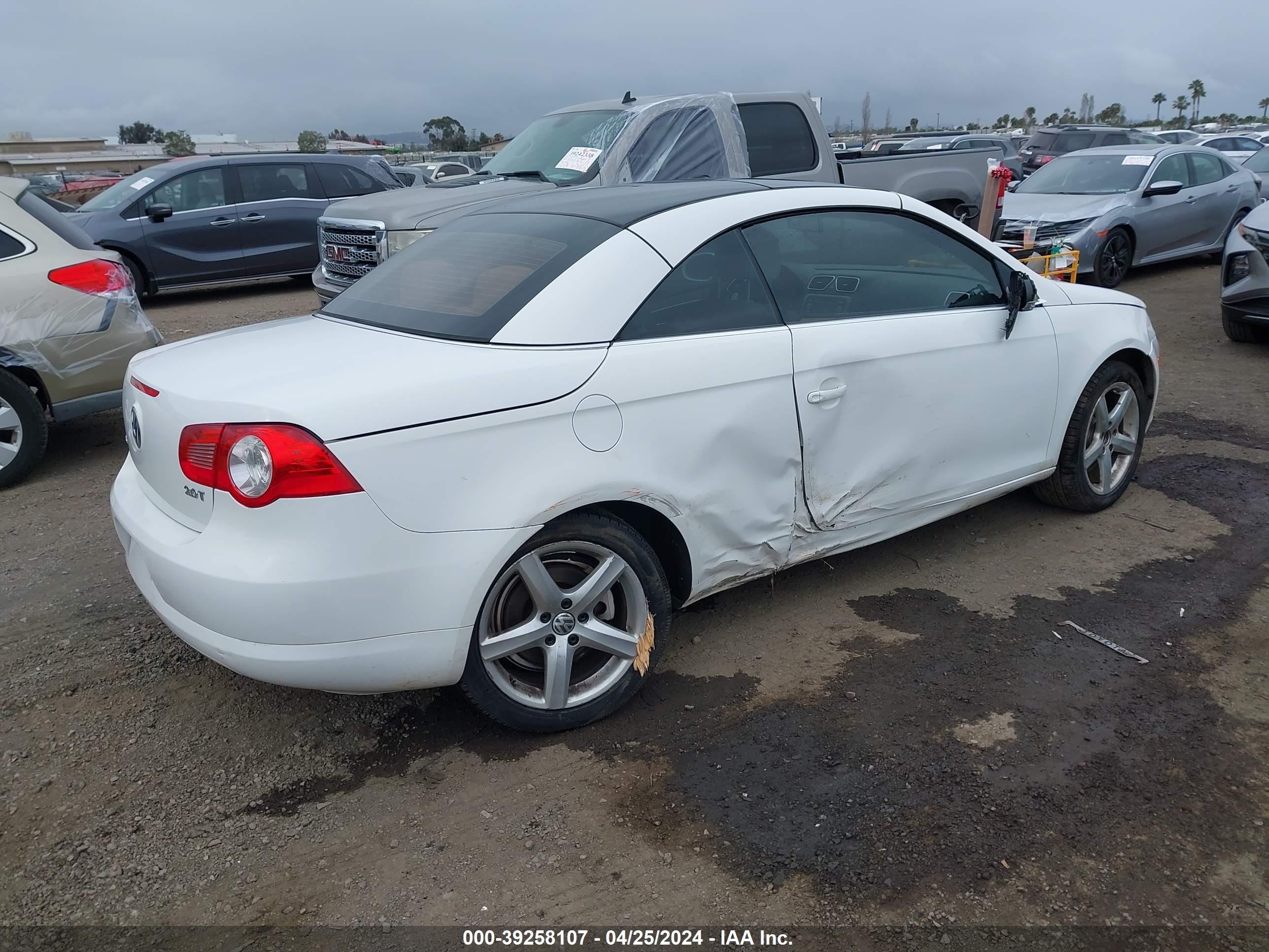 Photo 3 VIN: WVWCA71F87V038238 - VOLKSWAGEN EOS 