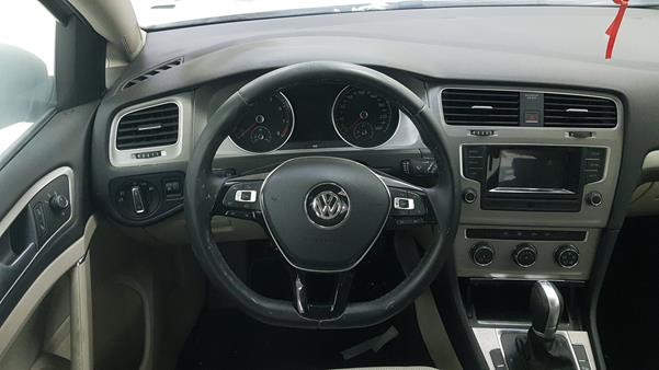 Photo 11 VIN: WVWCG2AU6GW000680 - VOLKSWAGEN GOLF 