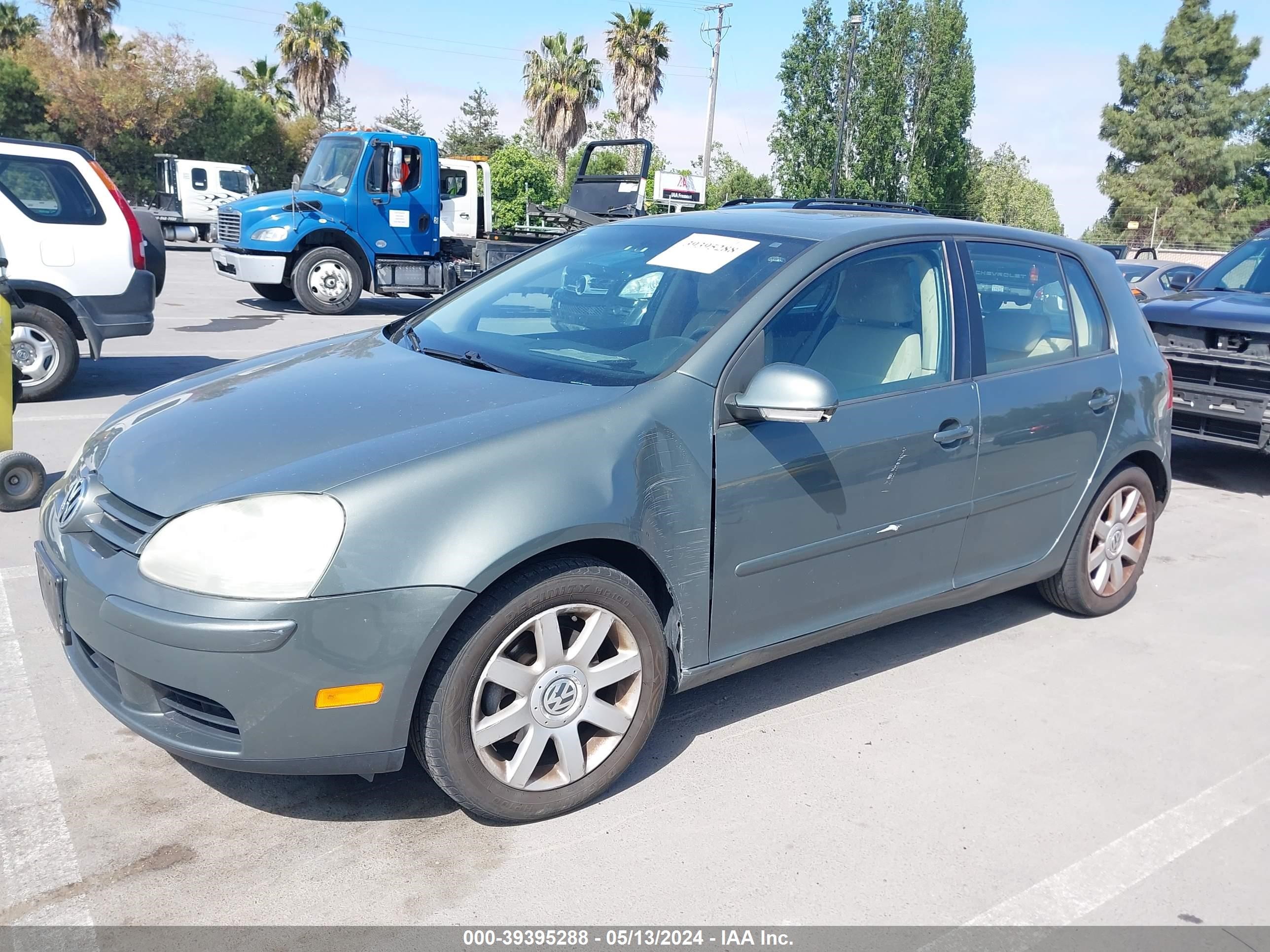 Photo 1 VIN: WVWCR71K76W201640 - VOLKSWAGEN GOLF 