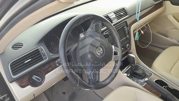 Photo 11 VIN: WVWCR7A37EC001253 - VOLKSWAGEN PASSAT 