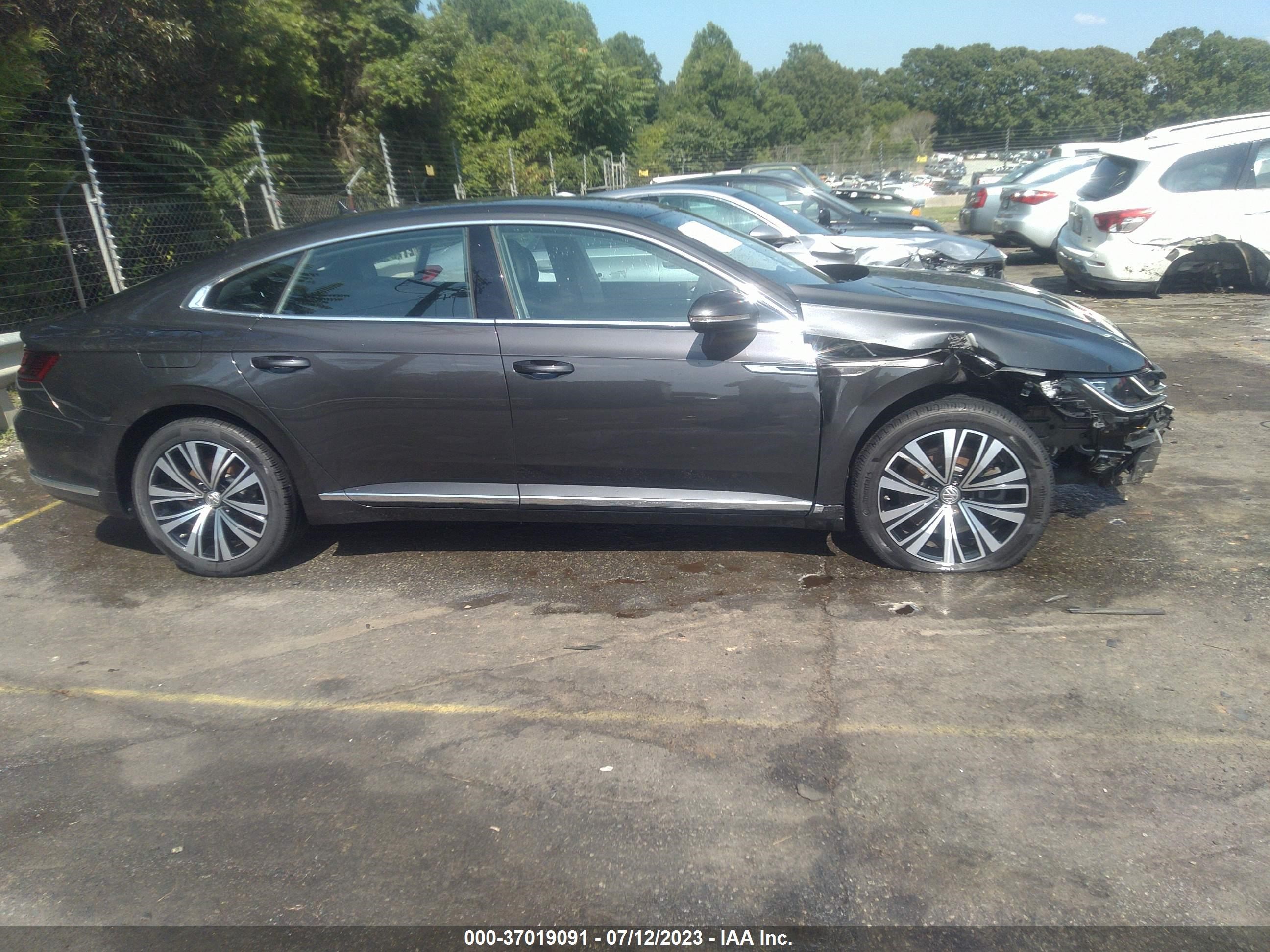 Photo 12 VIN: WVWCR7ANXKE024902 - VOLKSWAGEN ARTEON 