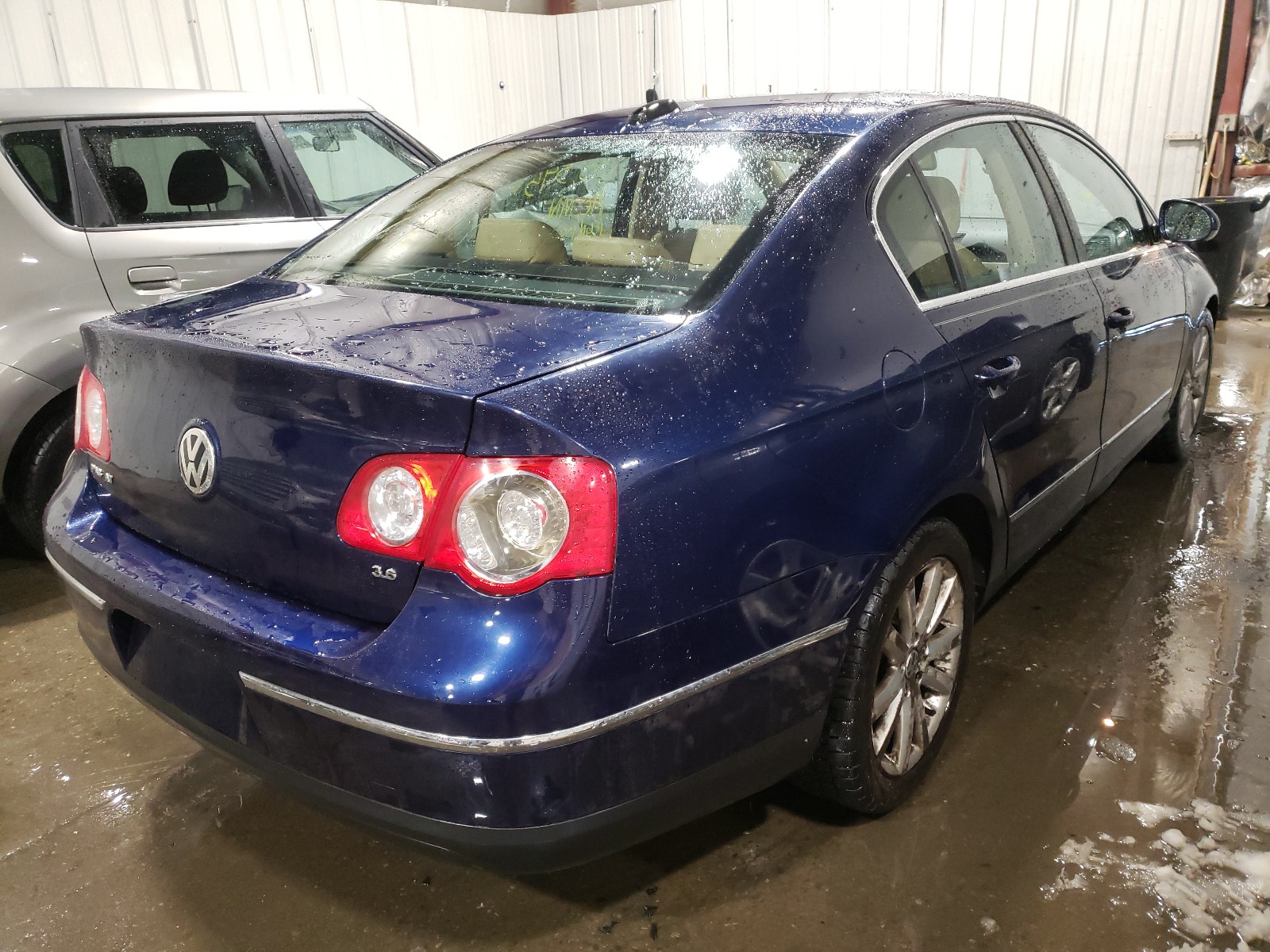 Photo 3 VIN: WVWCU93C76P084880 - VOLKSWAGEN PASSAT 