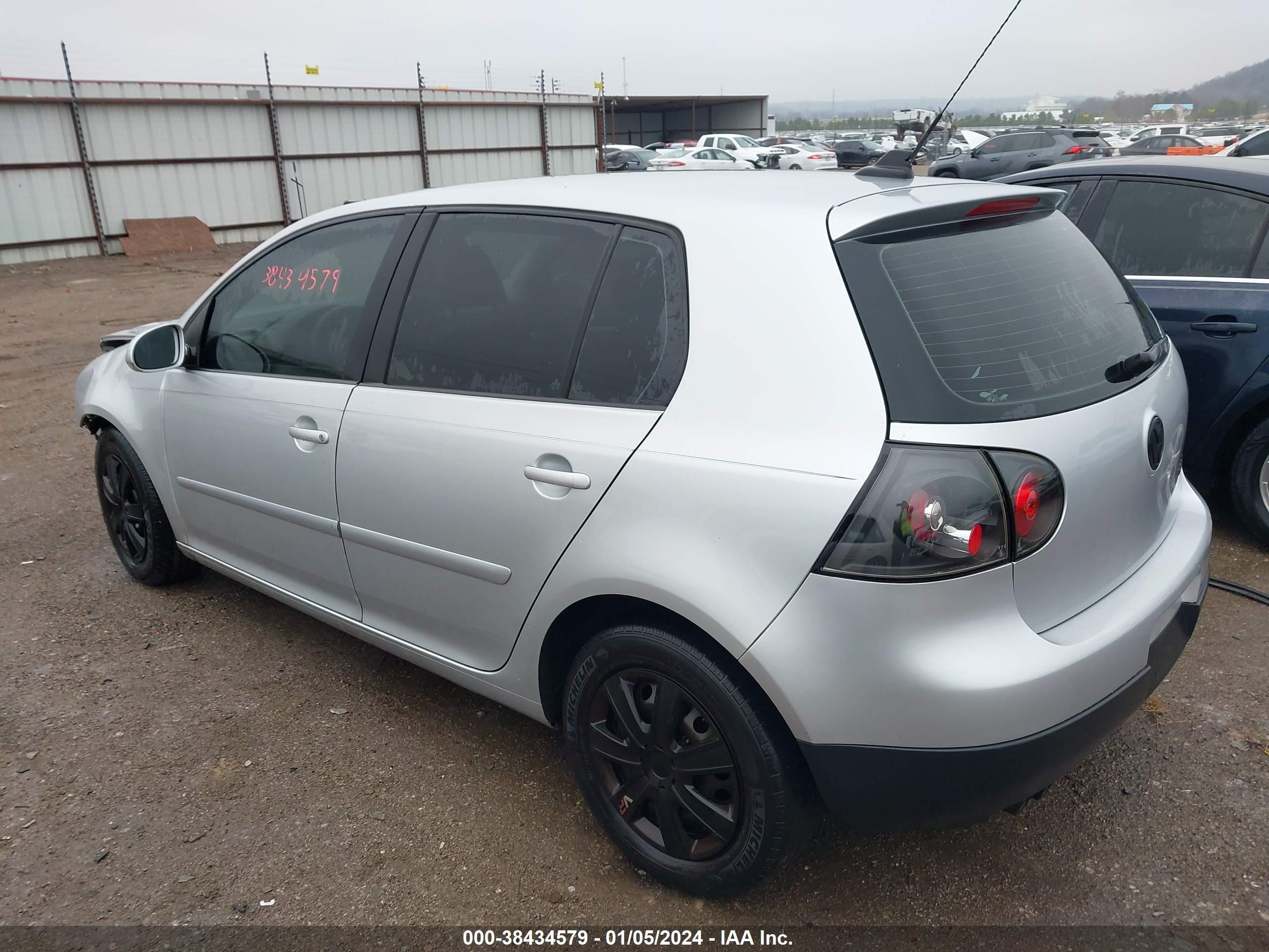 Photo 2 VIN: WVWDA71K19W100061 - VOLKSWAGEN GOLF 