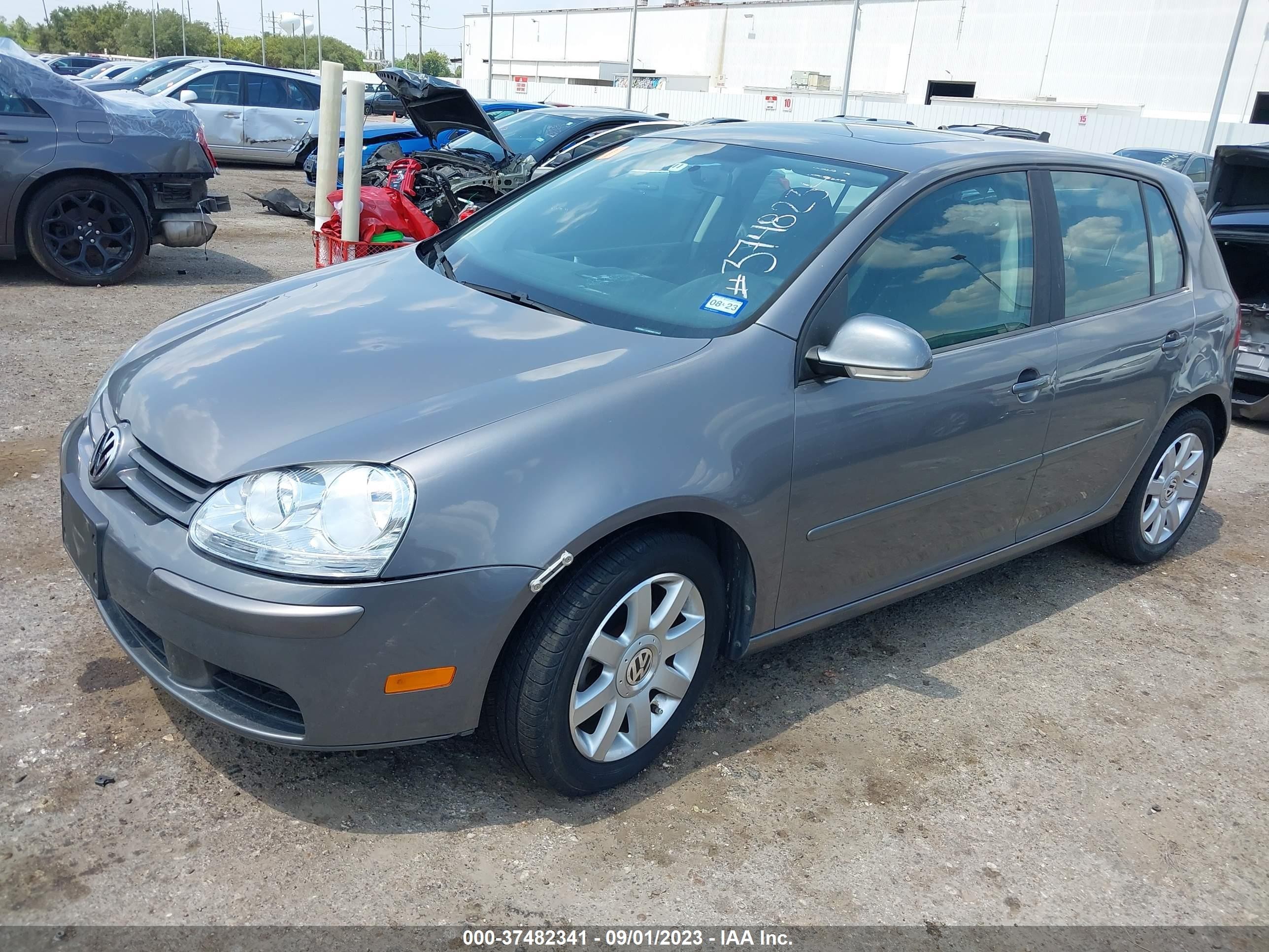 Photo 1 VIN: WVWDA71K98W073643 - VOLKSWAGEN GOLF 