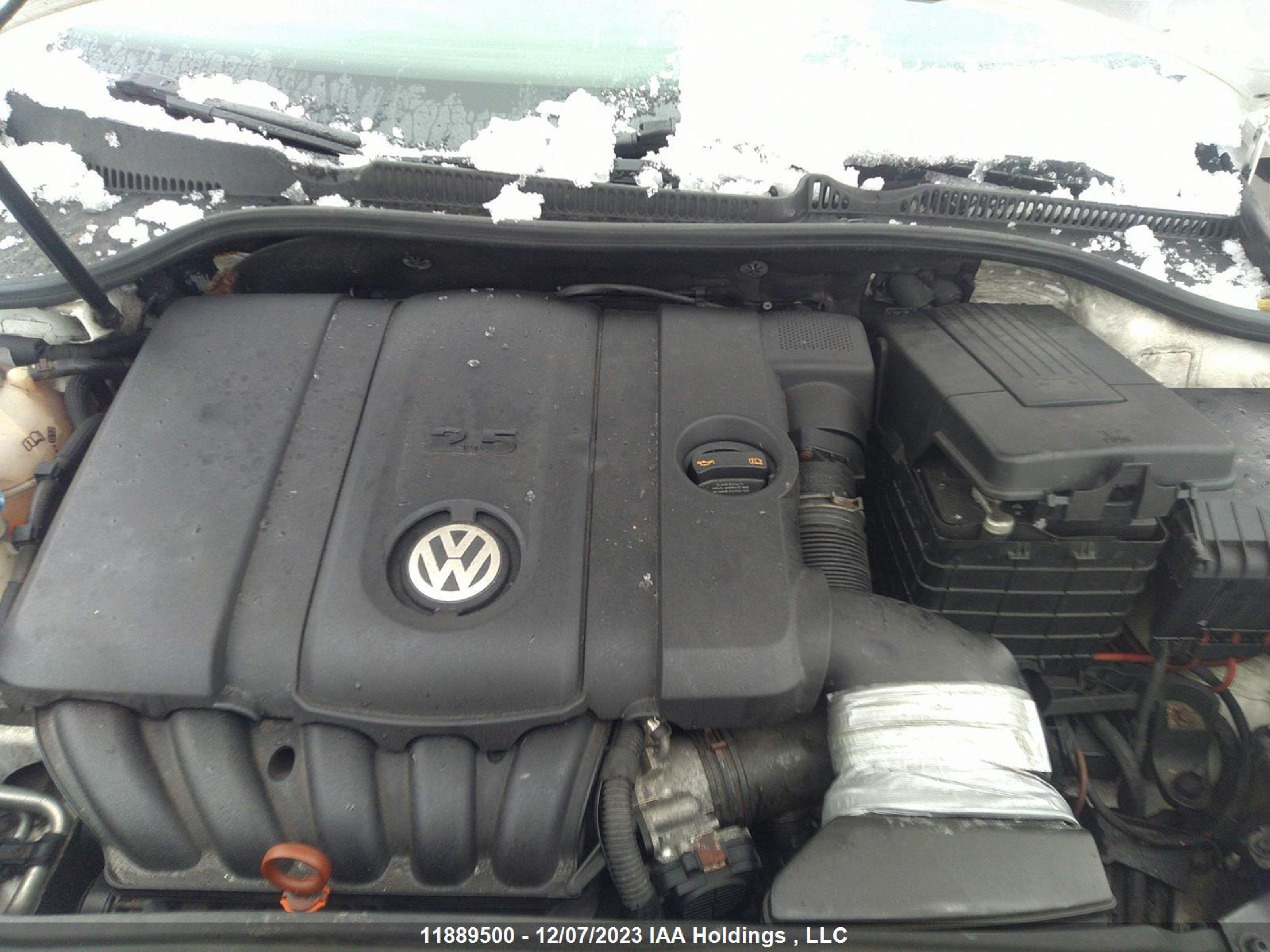 Photo 9 VIN: WVWDA7AJ6AW241610 - VOLKSWAGEN GOLF 