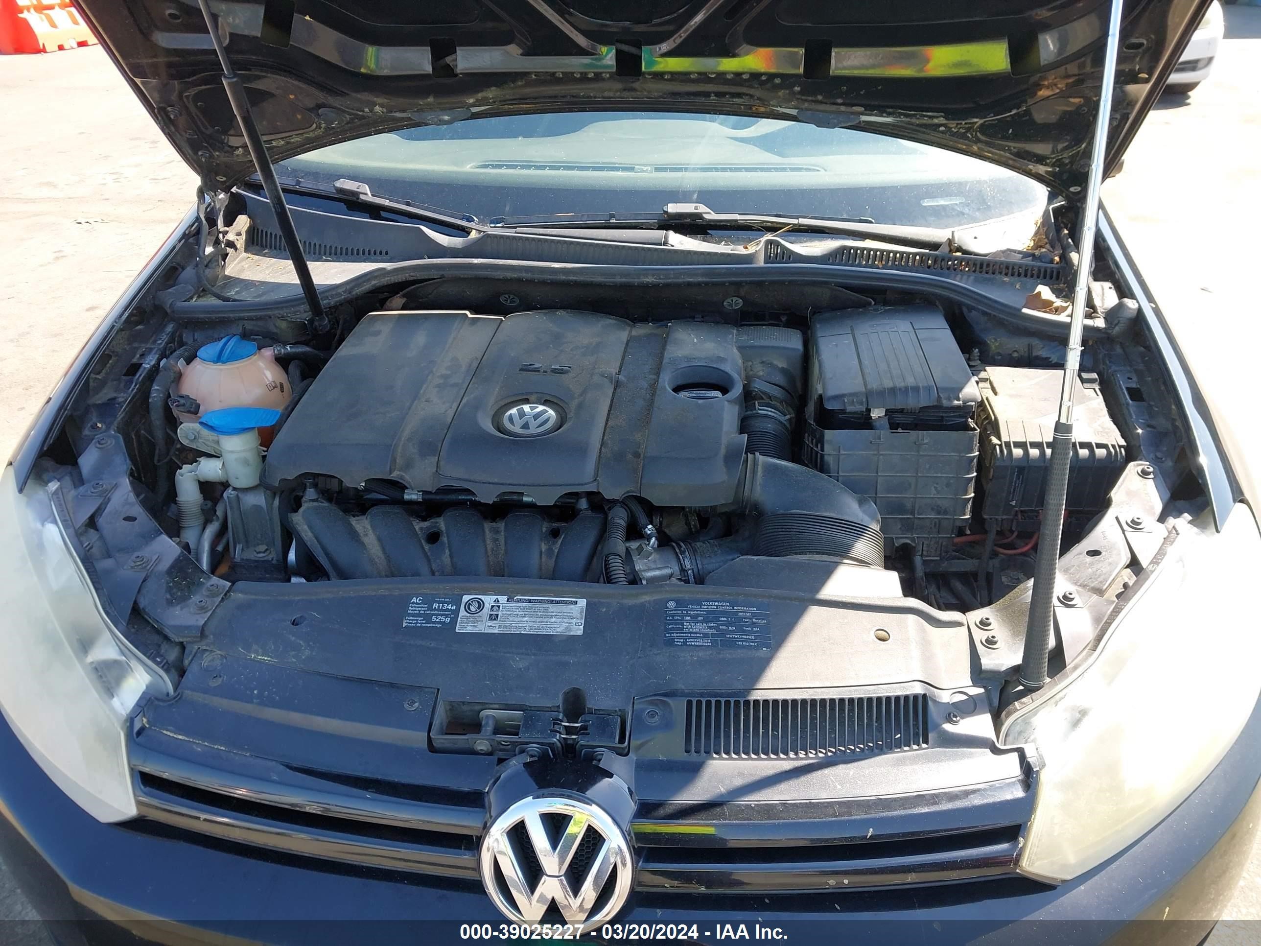 Photo 9 VIN: WVWDA7AJXAW314171 - VOLKSWAGEN GOLF 