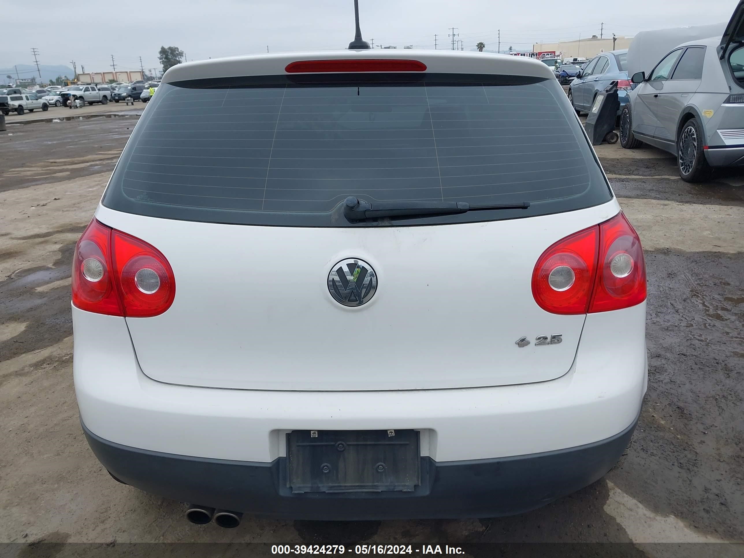 Photo 15 VIN: WVWDB71K38W238955 - VOLKSWAGEN GOLF 