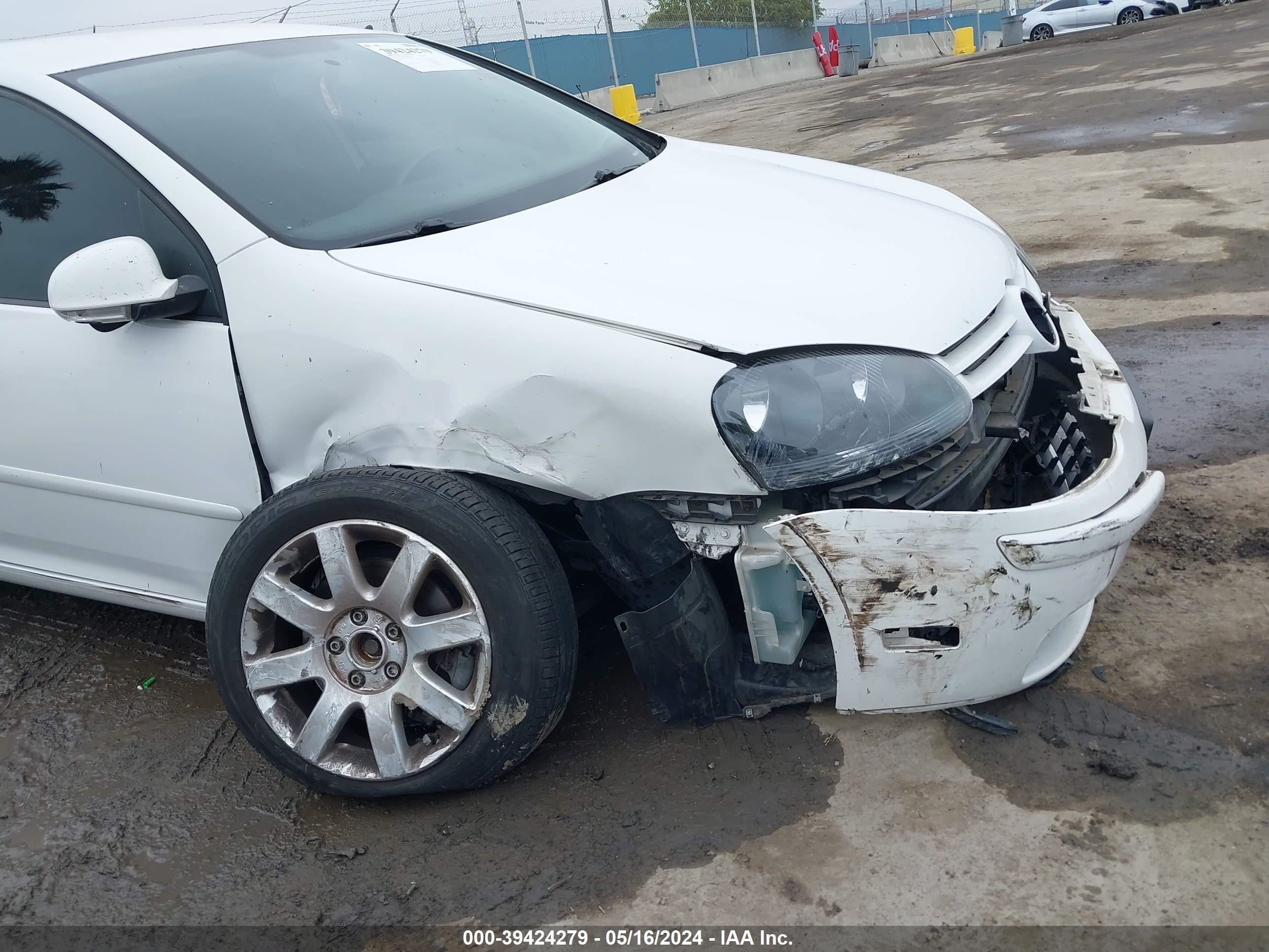 Photo 5 VIN: WVWDB71K38W238955 - VOLKSWAGEN GOLF 