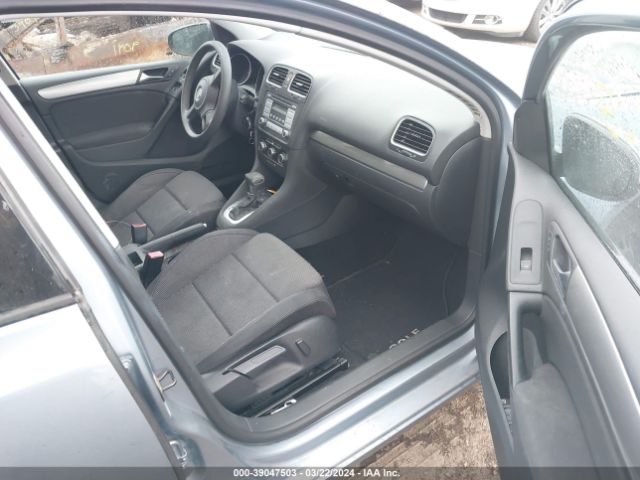 Photo 4 VIN: WVWDB7AJ6AW307182 - VOLKSWAGEN GOLF 