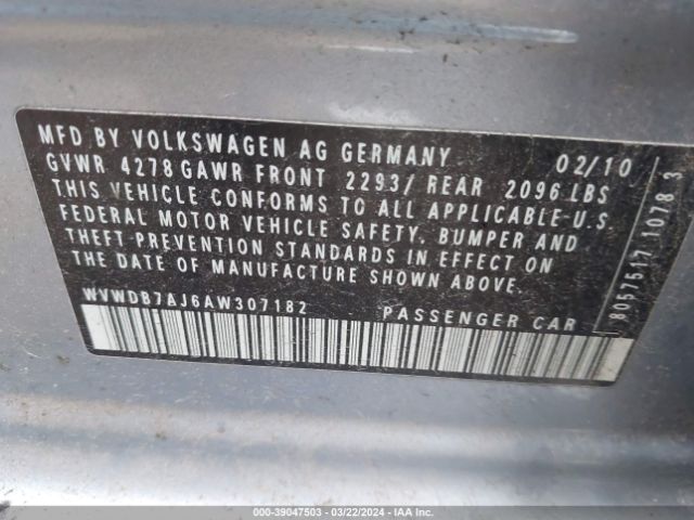 Photo 8 VIN: WVWDB7AJ6AW307182 - VOLKSWAGEN GOLF 