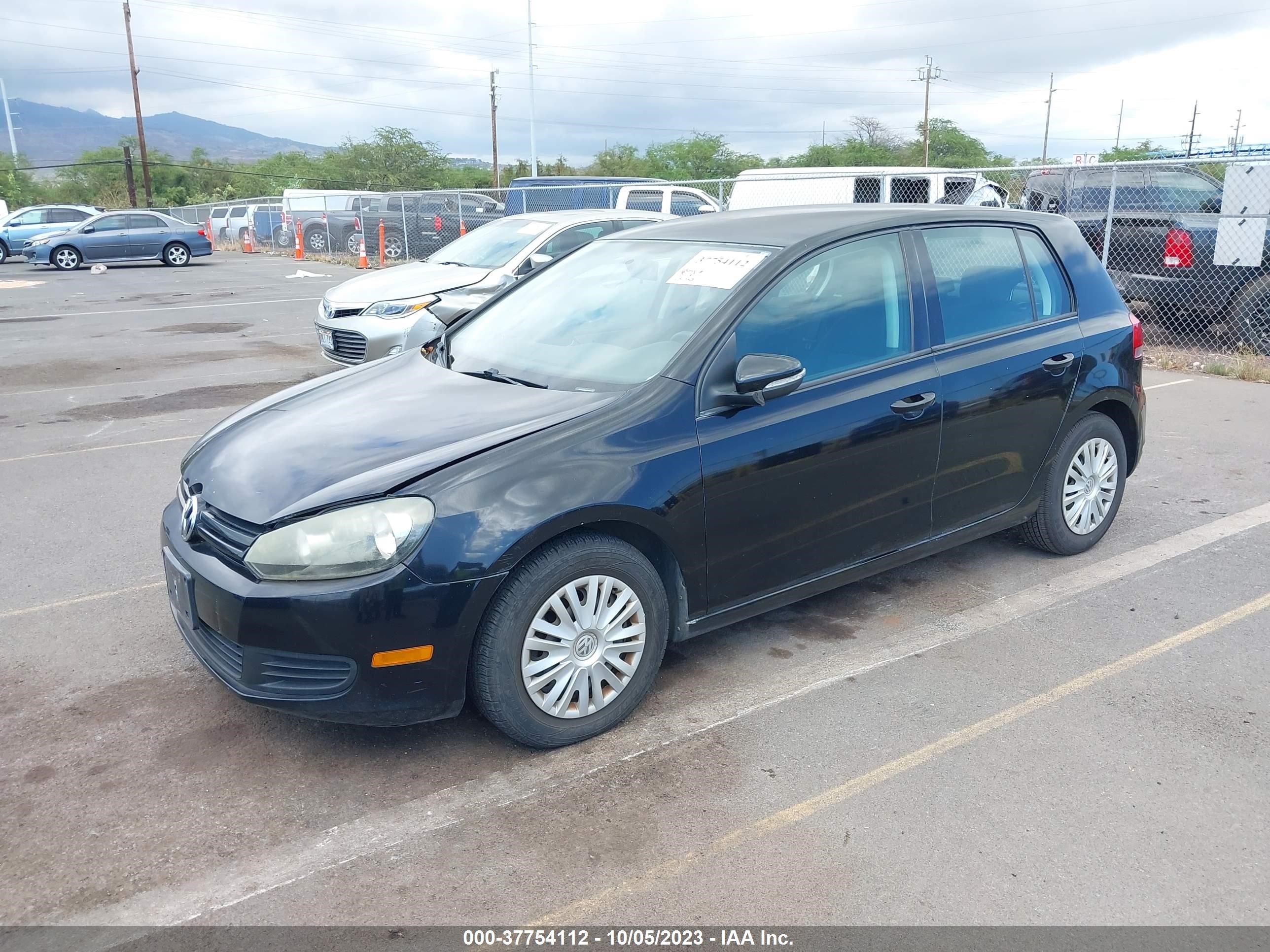 Photo 1 VIN: WVWDB9AJ7AW353549 - VOLKSWAGEN GOLF 