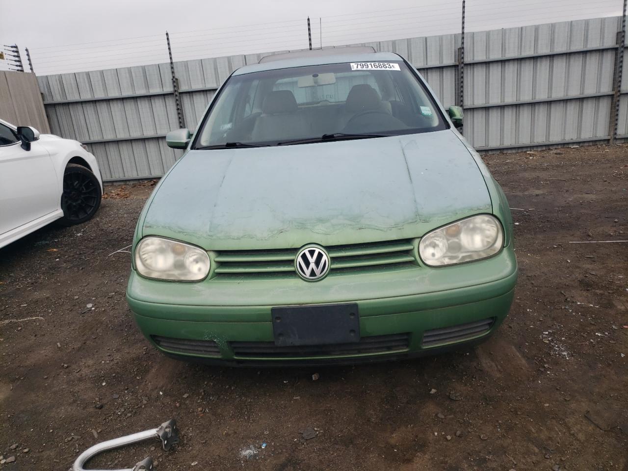 Photo 4 VIN: WVWDC21J0YW295668 - VOLKSWAGEN GTI 