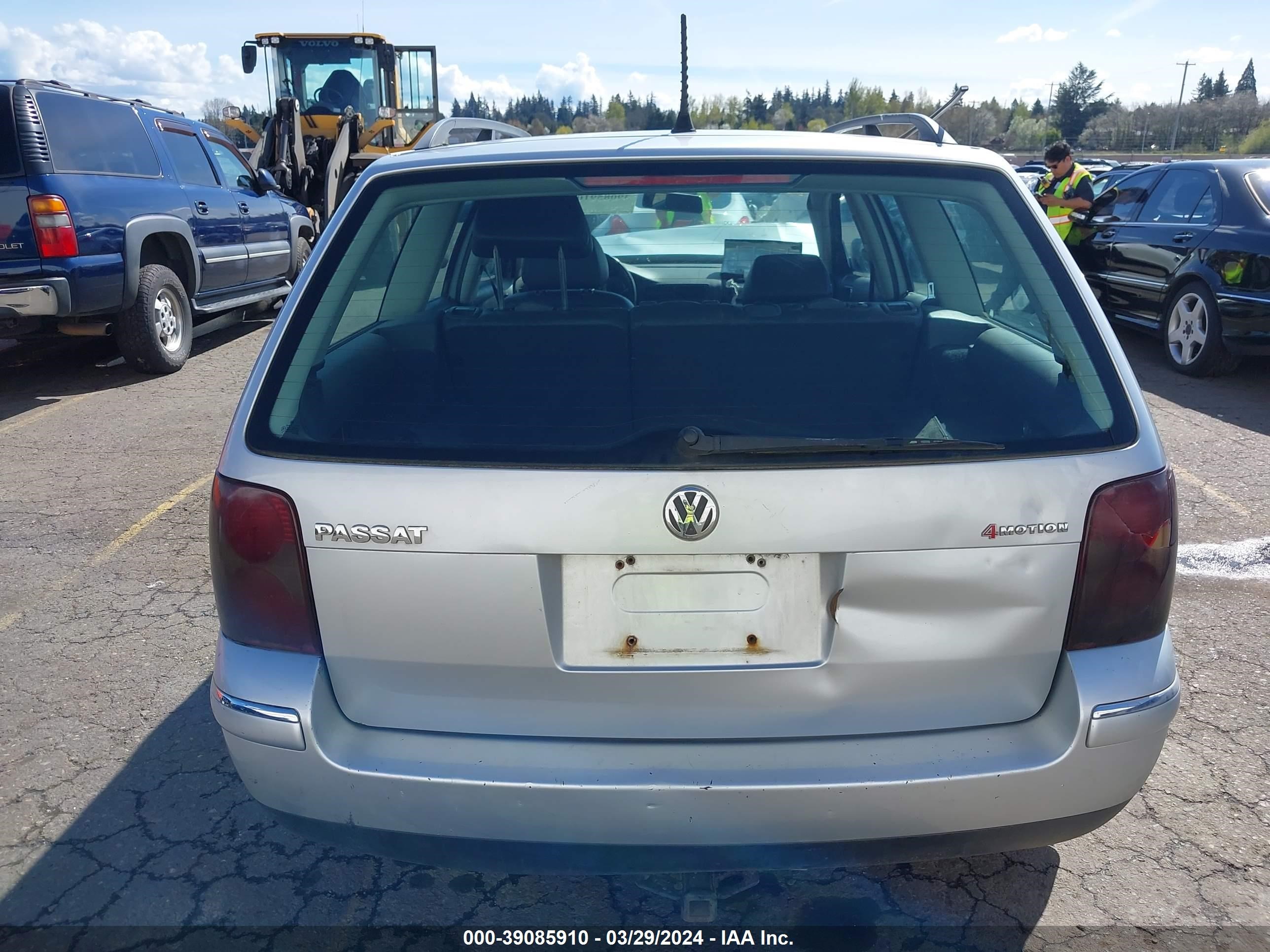 Photo 16 VIN: WVWDD63B15E127033 - VOLKSWAGEN PASSAT 