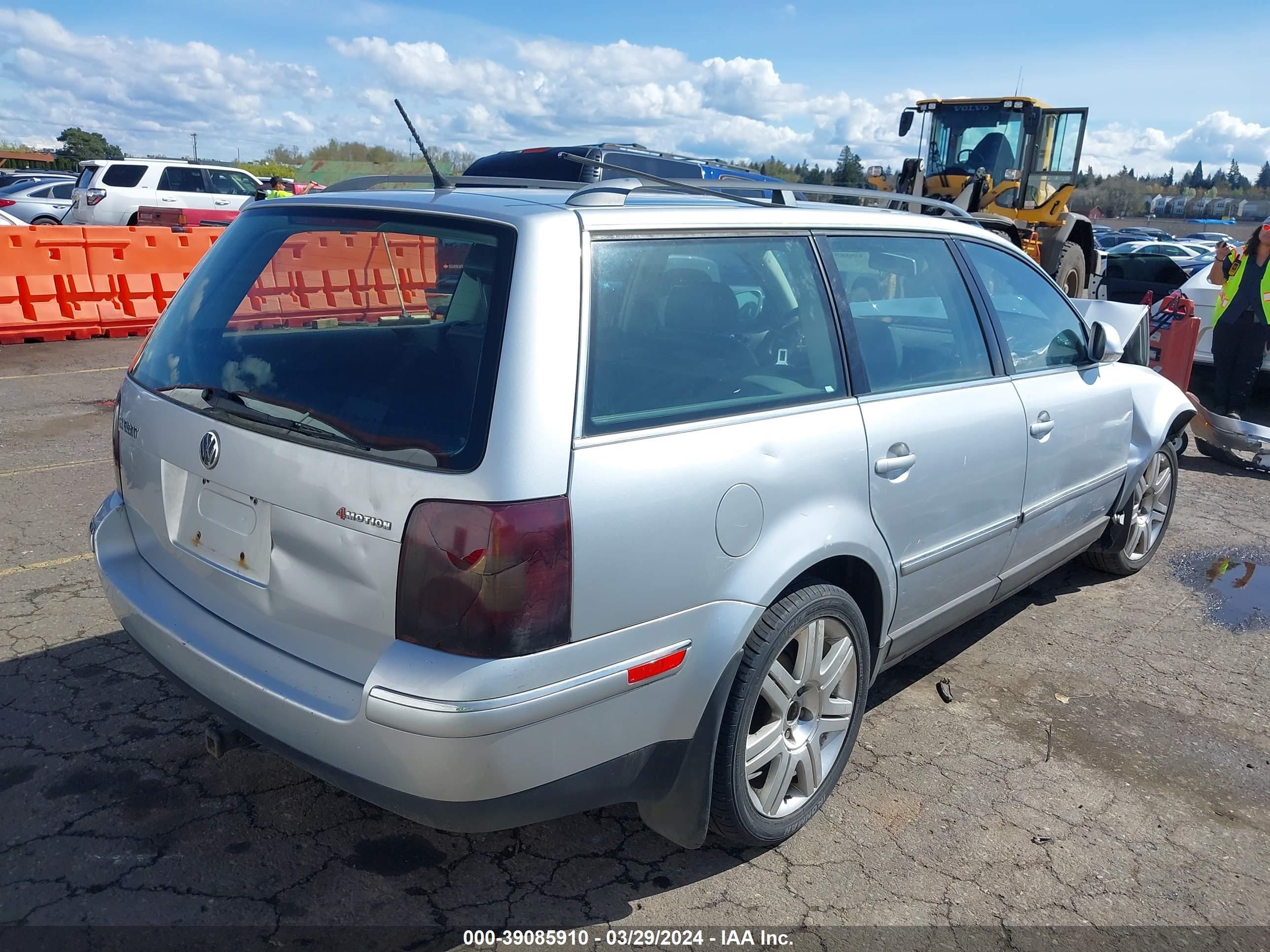 Photo 3 VIN: WVWDD63B15E127033 - VOLKSWAGEN PASSAT 