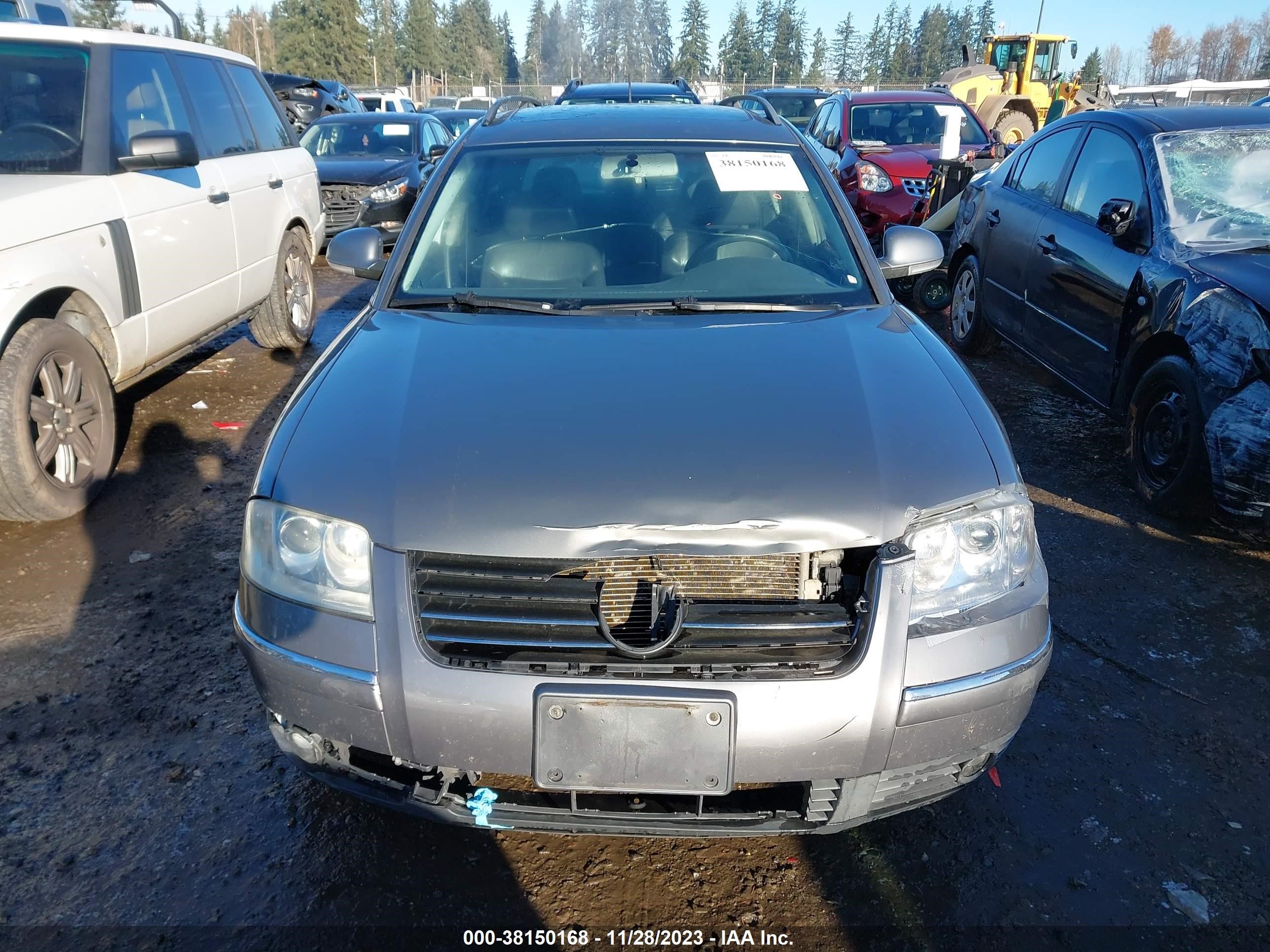 Photo 11 VIN: WVWDD63BX5E118850 - VOLKSWAGEN PASSAT 