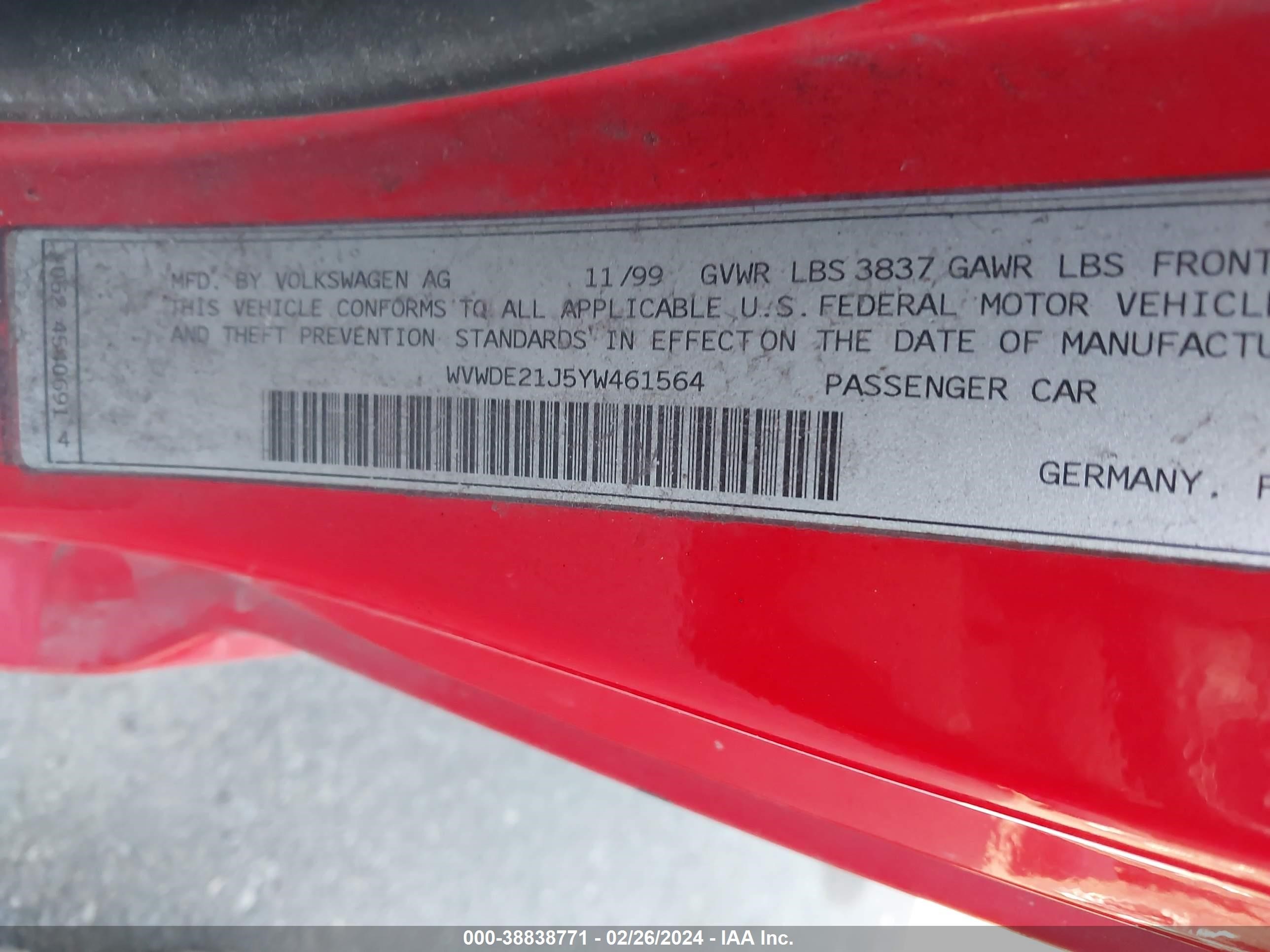 Photo 8 VIN: WVWDE21J5YW461564 - VOLKSWAGEN GTI 