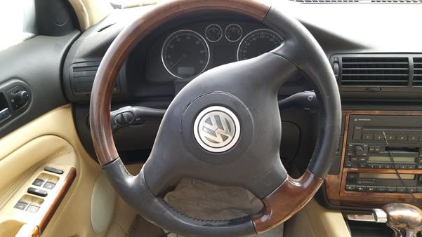 Photo 11 VIN: WVWDH43BX4P148314 - VOLKSWAGEN PASSAT 