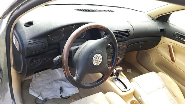 Photo 9 VIN: WVWDH43BX4P148314 - VOLKSWAGEN PASSAT 