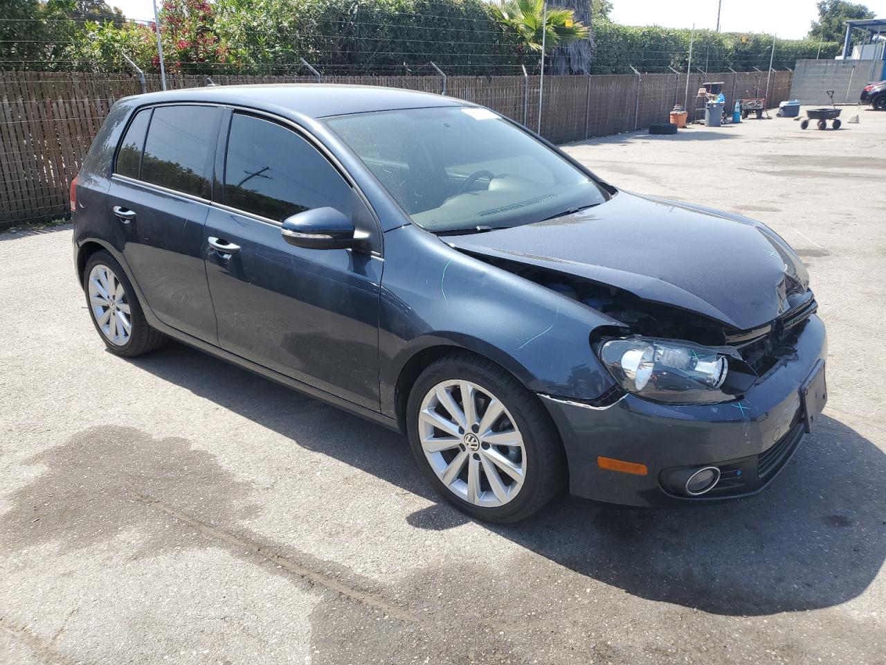 Photo 3 VIN: WVWDM7AJ5DW131434 - VOLKSWAGEN GOLF 