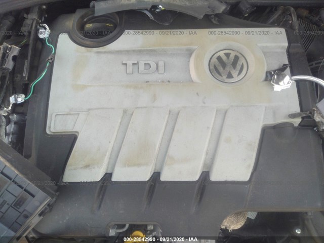 Photo 9 VIN: WVWDM7AJ7EW011670 - VOLKSWAGEN GOLF 