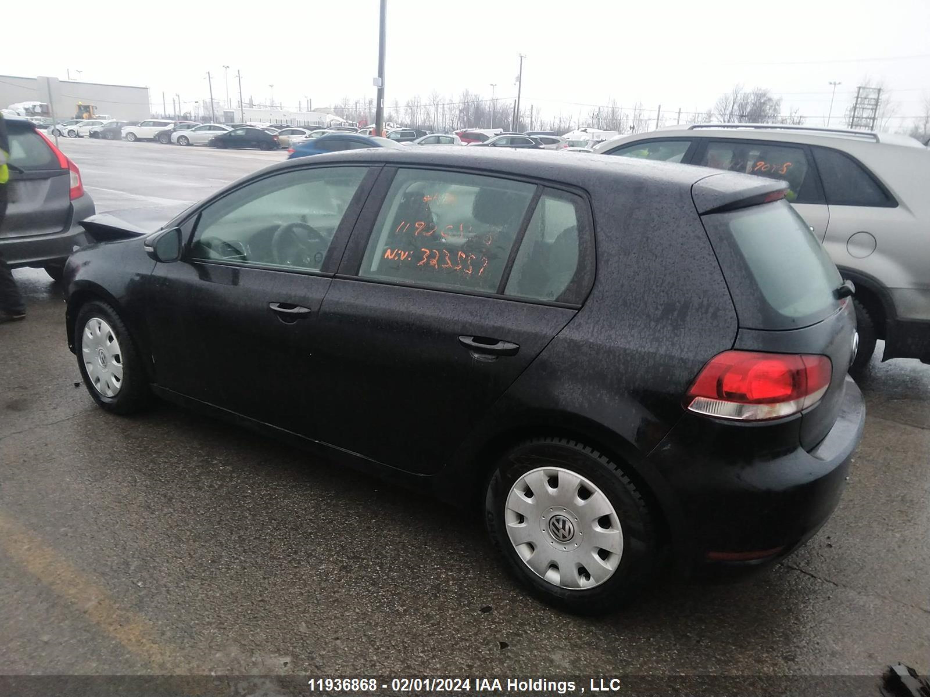 Photo 2 VIN: WVWDM7AJ8CW323557 - VOLKSWAGEN GOLF 