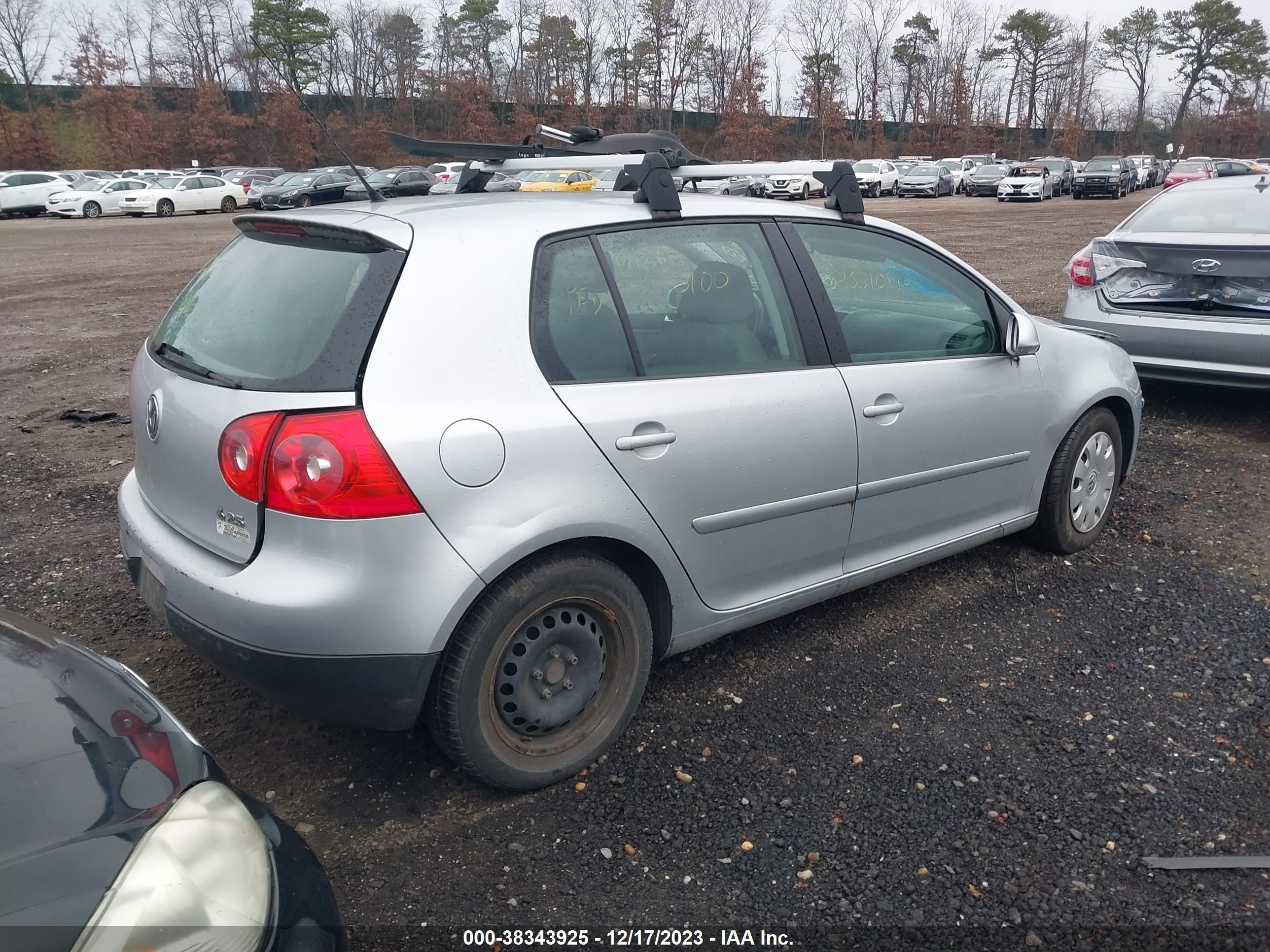 Photo 3 VIN: WVWDS71KX7W206678 - VOLKSWAGEN GOLF 