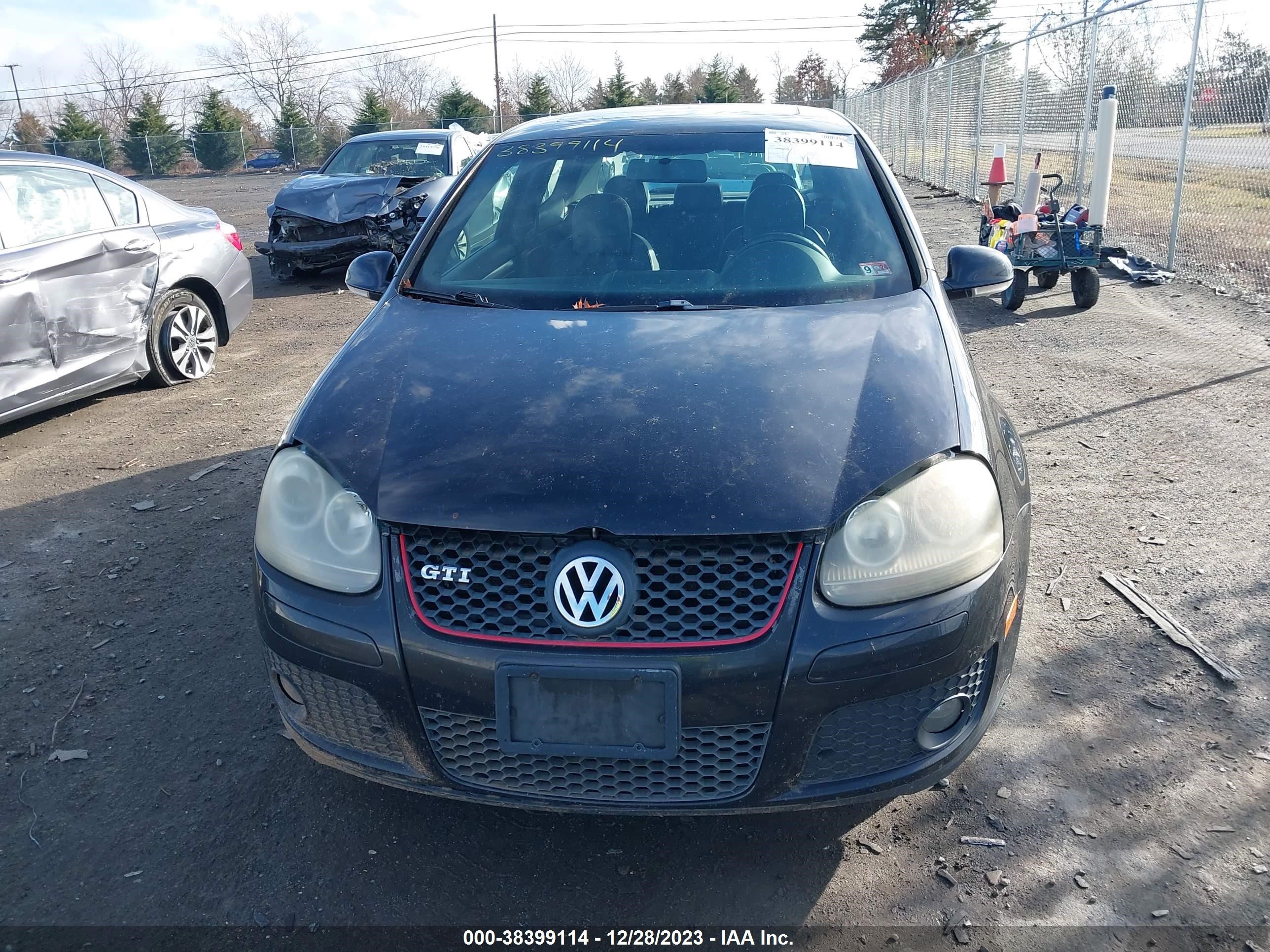 Photo 5 VIN: WVWED71K88W332487 - VOLKSWAGEN GTI 