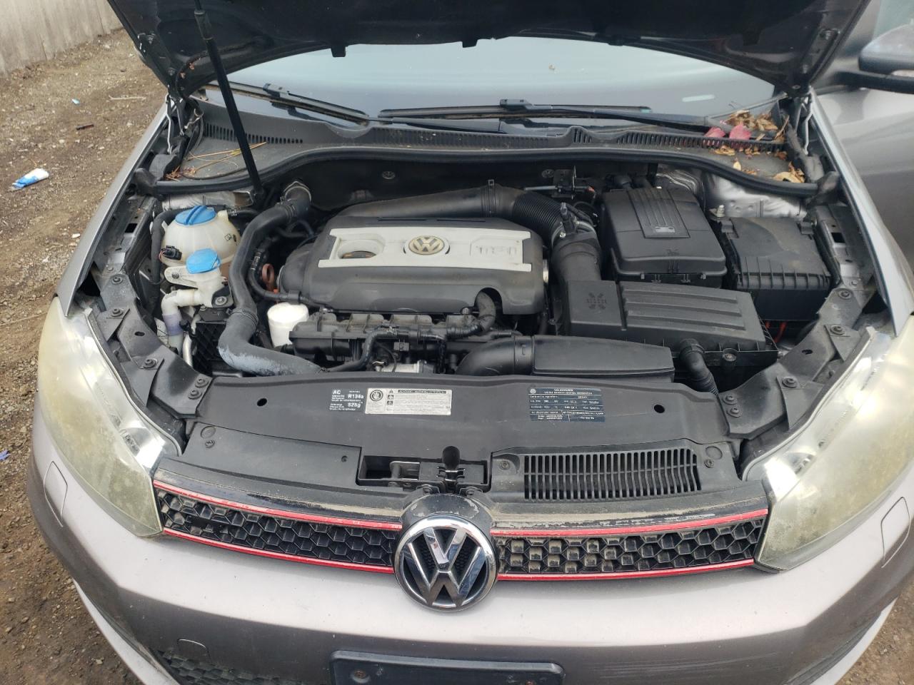 Photo 10 VIN: WVWED7AJ0AW402724 - VOLKSWAGEN GTI 