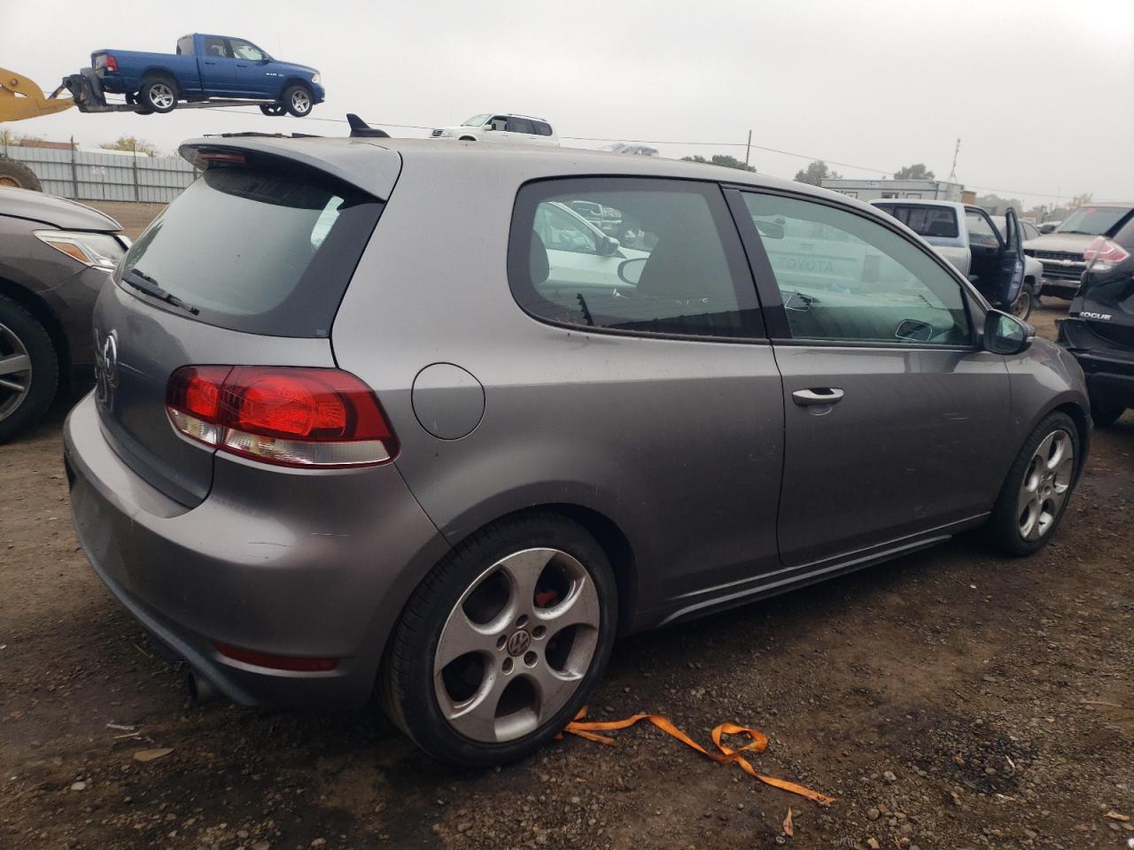 Photo 2 VIN: WVWED7AJ0AW402724 - VOLKSWAGEN GTI 