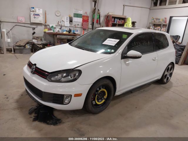 Photo 1 VIN: WVWED7AJXAW385950 - VOLKSWAGEN GTI 