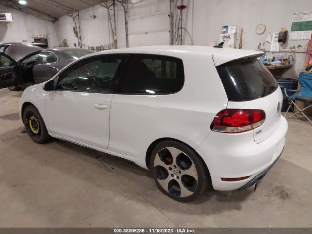 Photo 2 VIN: WVWED7AJXAW385950 - VOLKSWAGEN GTI 