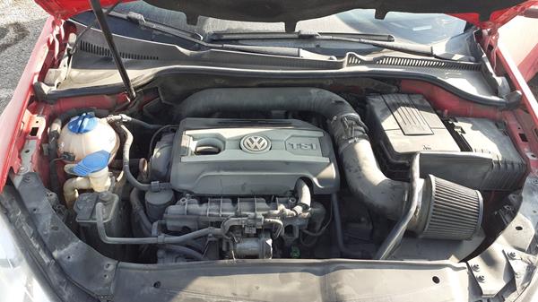 Photo 27 VIN: WVWEH2AJ7DW013428 - VOLKSWAGEN GTI 