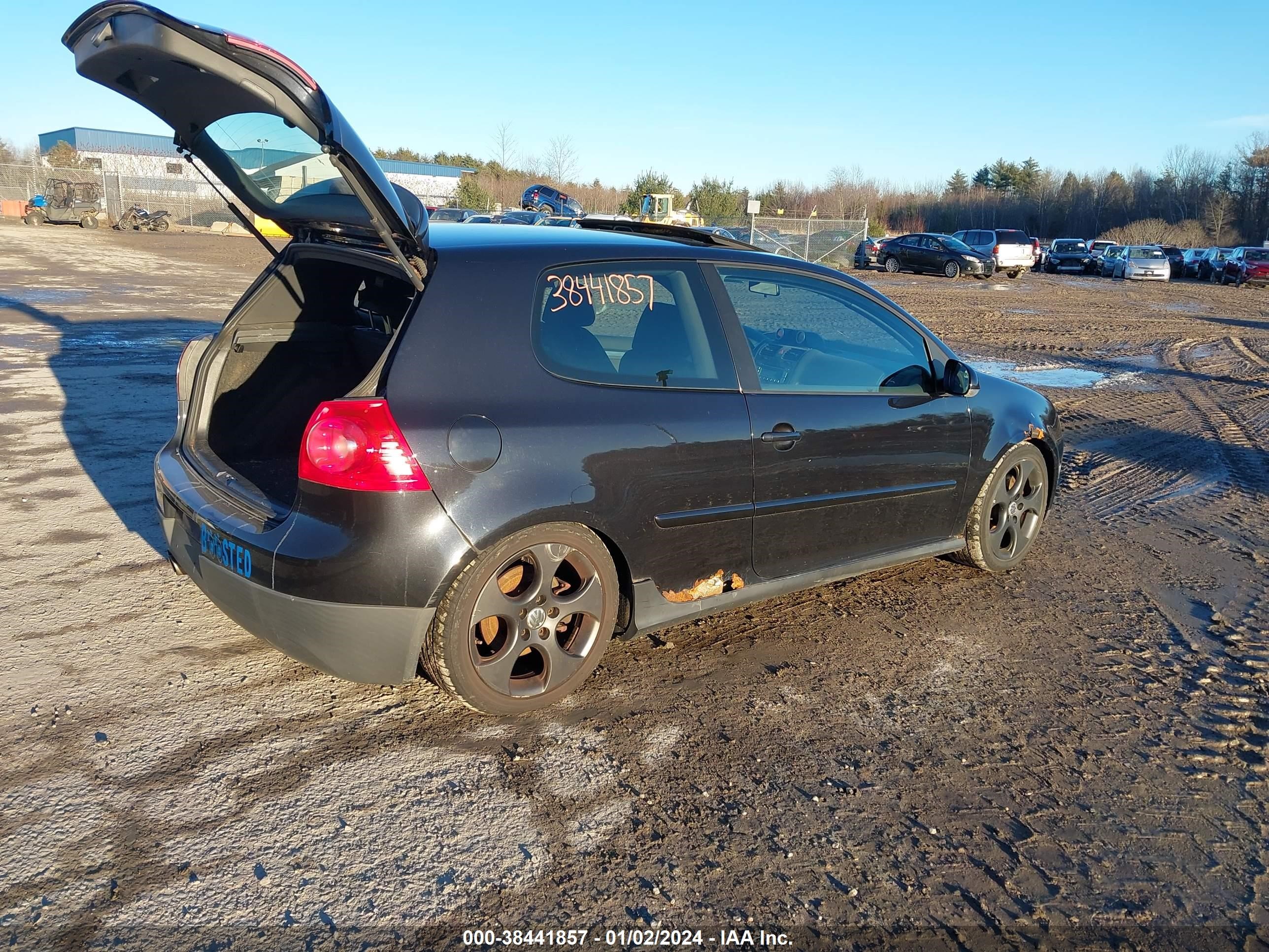 Photo 3 VIN: WVWEV71K18W190349 - VOLKSWAGEN GTI 