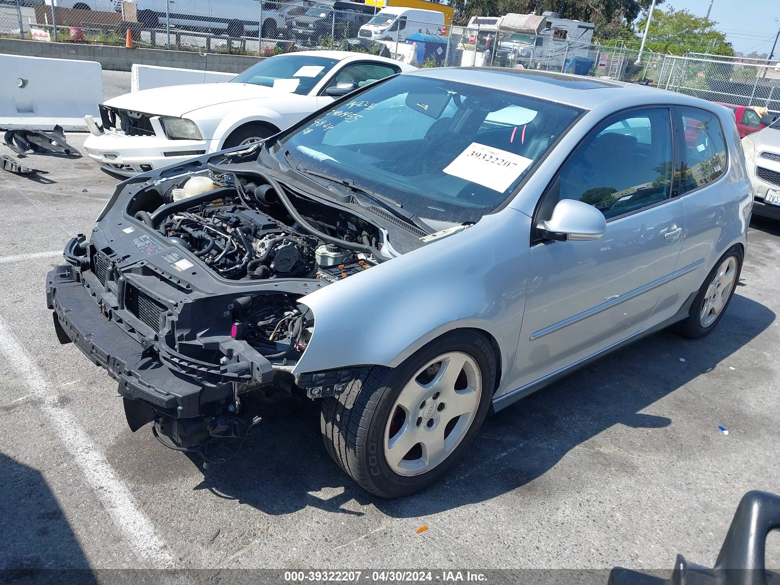 Photo 1 VIN: WVWEV71K76W144909 - VOLKSWAGEN GTI 