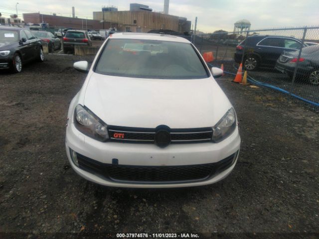 Photo 5 VIN: WVWEV7AJ3AW068637 - VOLKSWAGEN GTI 