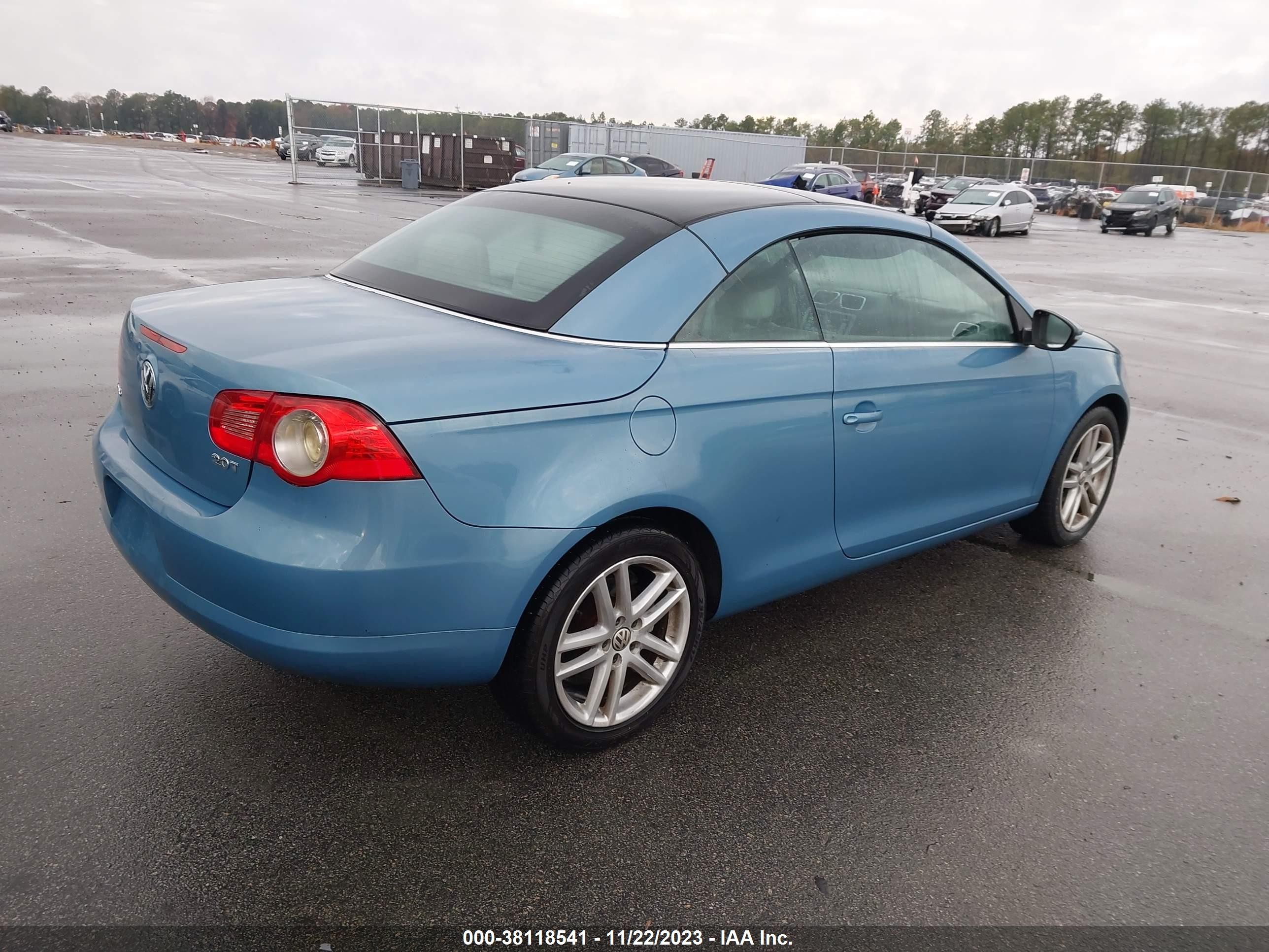 Photo 3 VIN: WVWFA71F89V024016 - VOLKSWAGEN EOS 