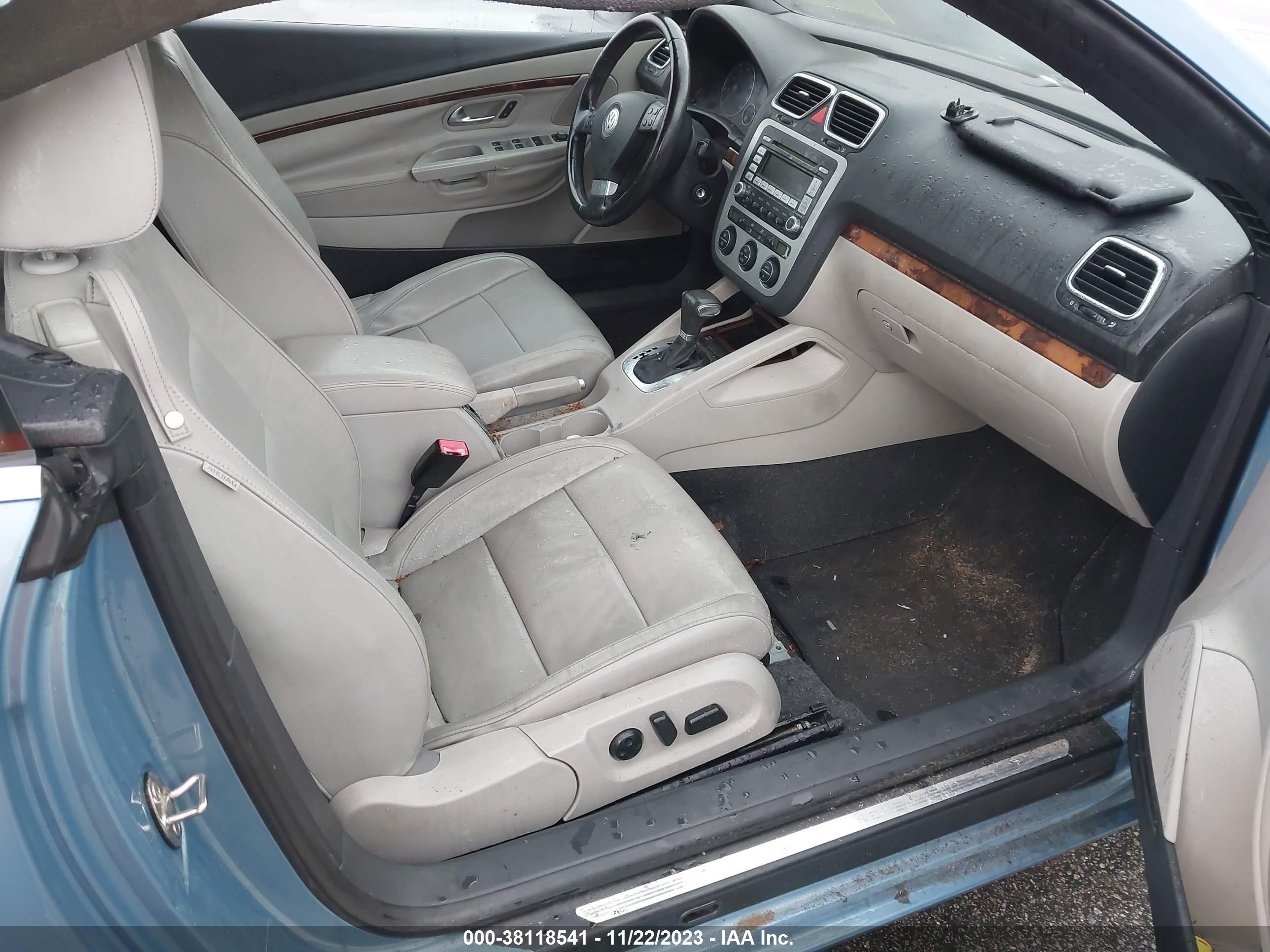 Photo 4 VIN: WVWFA71F89V024016 - VOLKSWAGEN EOS 