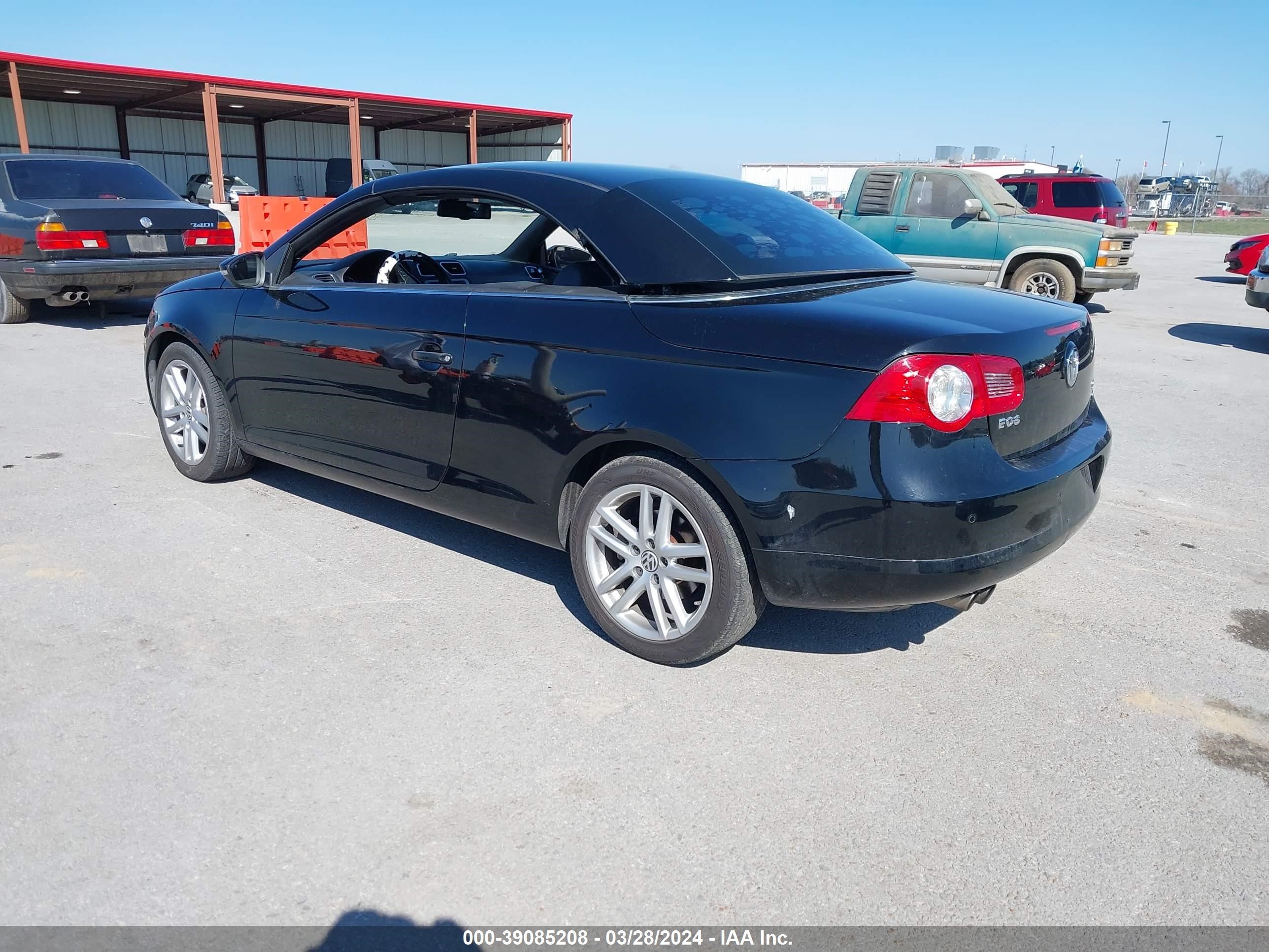 Photo 2 VIN: WVWFA71F99V003899 - VOLKSWAGEN EOS 