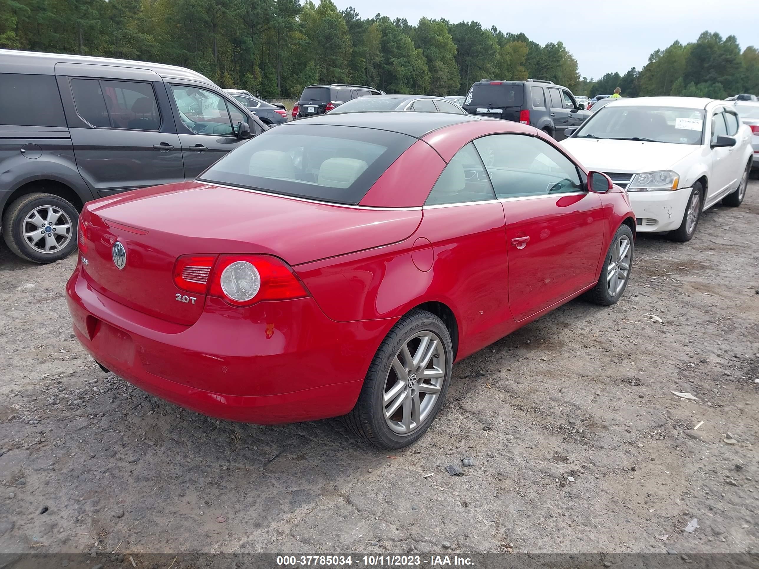 Photo 3 VIN: WVWFA71FX8V054312 - VOLKSWAGEN EOS 