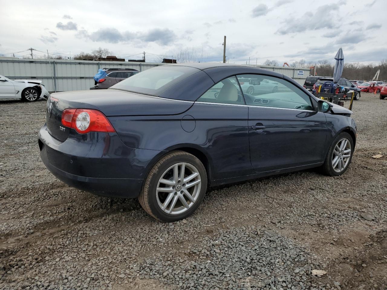 Photo 2 VIN: WVWFA7AH0AV012318 - VOLKSWAGEN EOS 