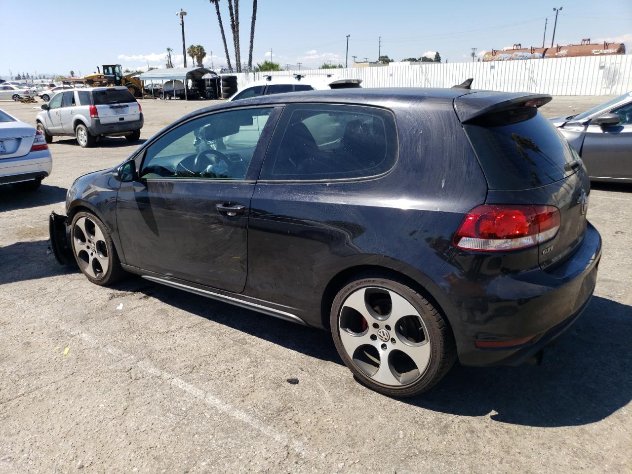 Photo 1 VIN: WVWFD7AJ0CW320242 - VOLKSWAGEN GTI 