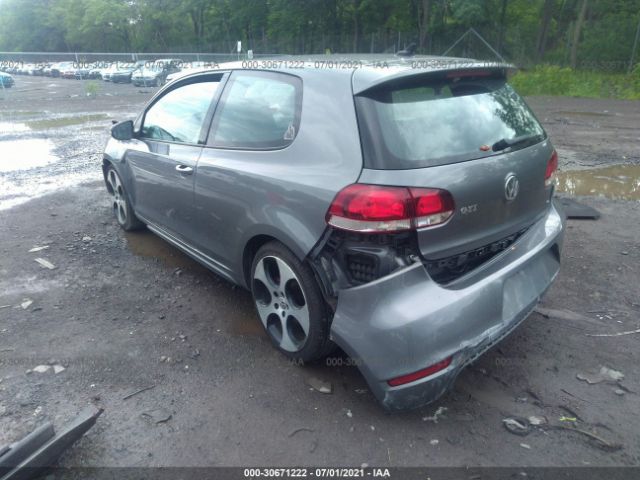 Photo 2 VIN: WVWFD7AJ8AW208978 - VOLKSWAGEN GTI 