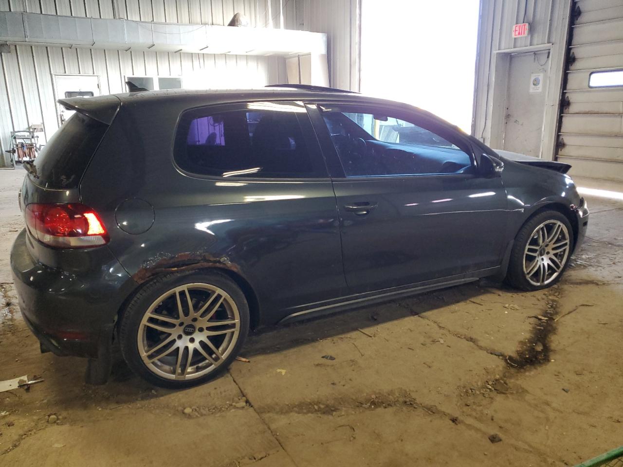 Photo 2 VIN: WVWFD7AJ8BW205550 - VOLKSWAGEN GTI 