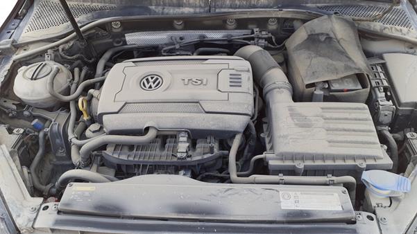 Photo 28 VIN: WVWFK2AU1GW058563 - VOLKSWAGEN GOLF 