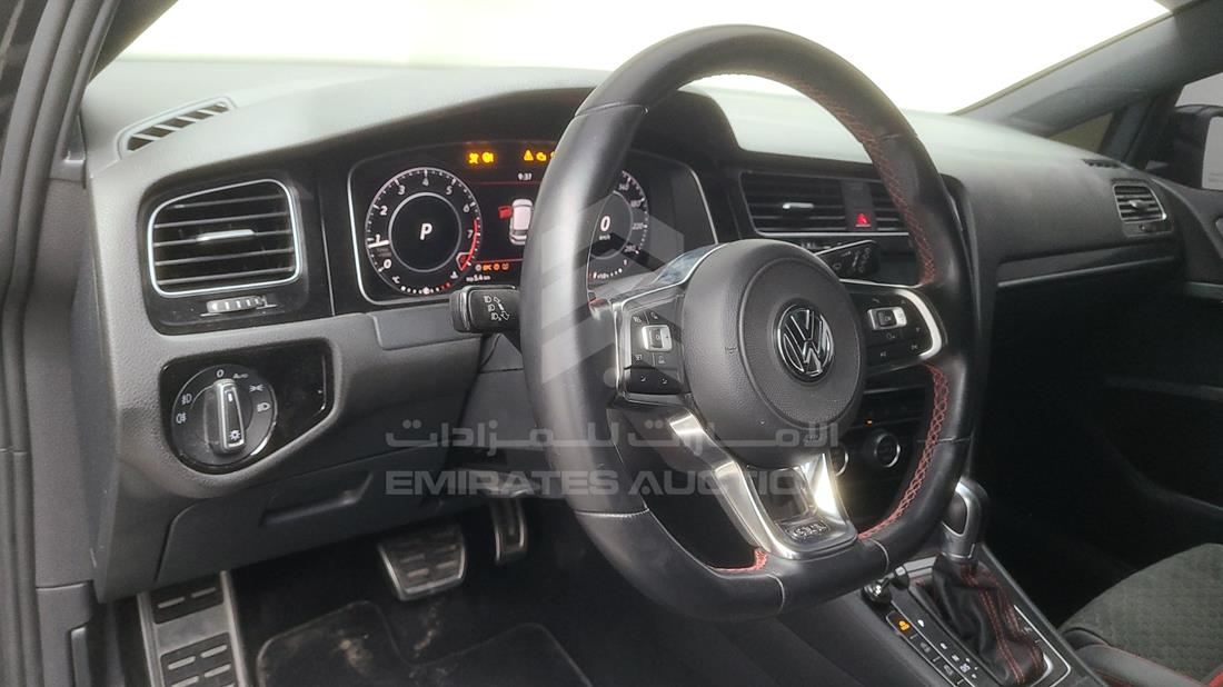 Photo 10 VIN: WVWFL2AU3JW184413 - VOLKSWAGEN GOLF 