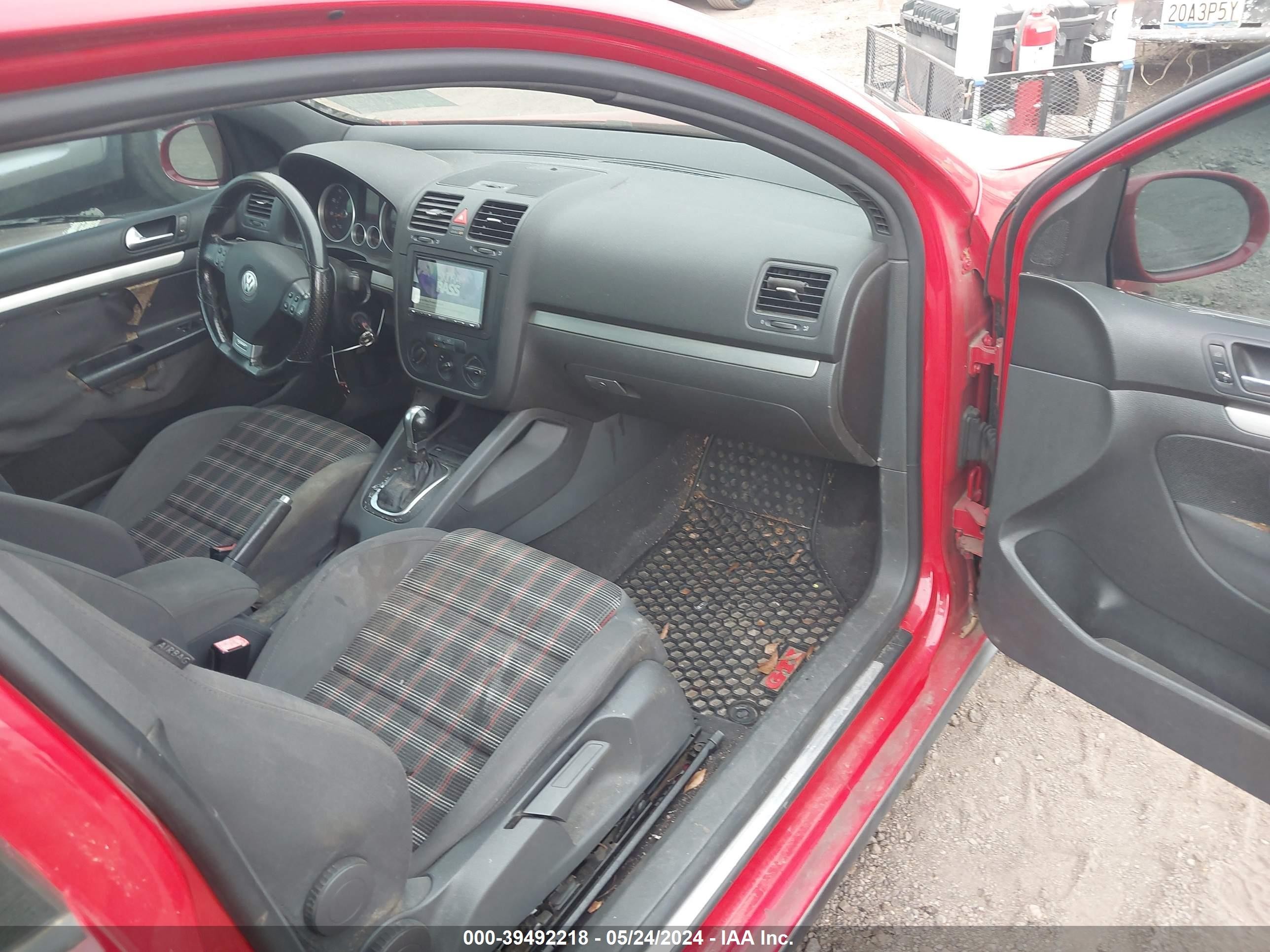 Photo 4 VIN: WVWFV71K56W080051 - VOLKSWAGEN GTI 