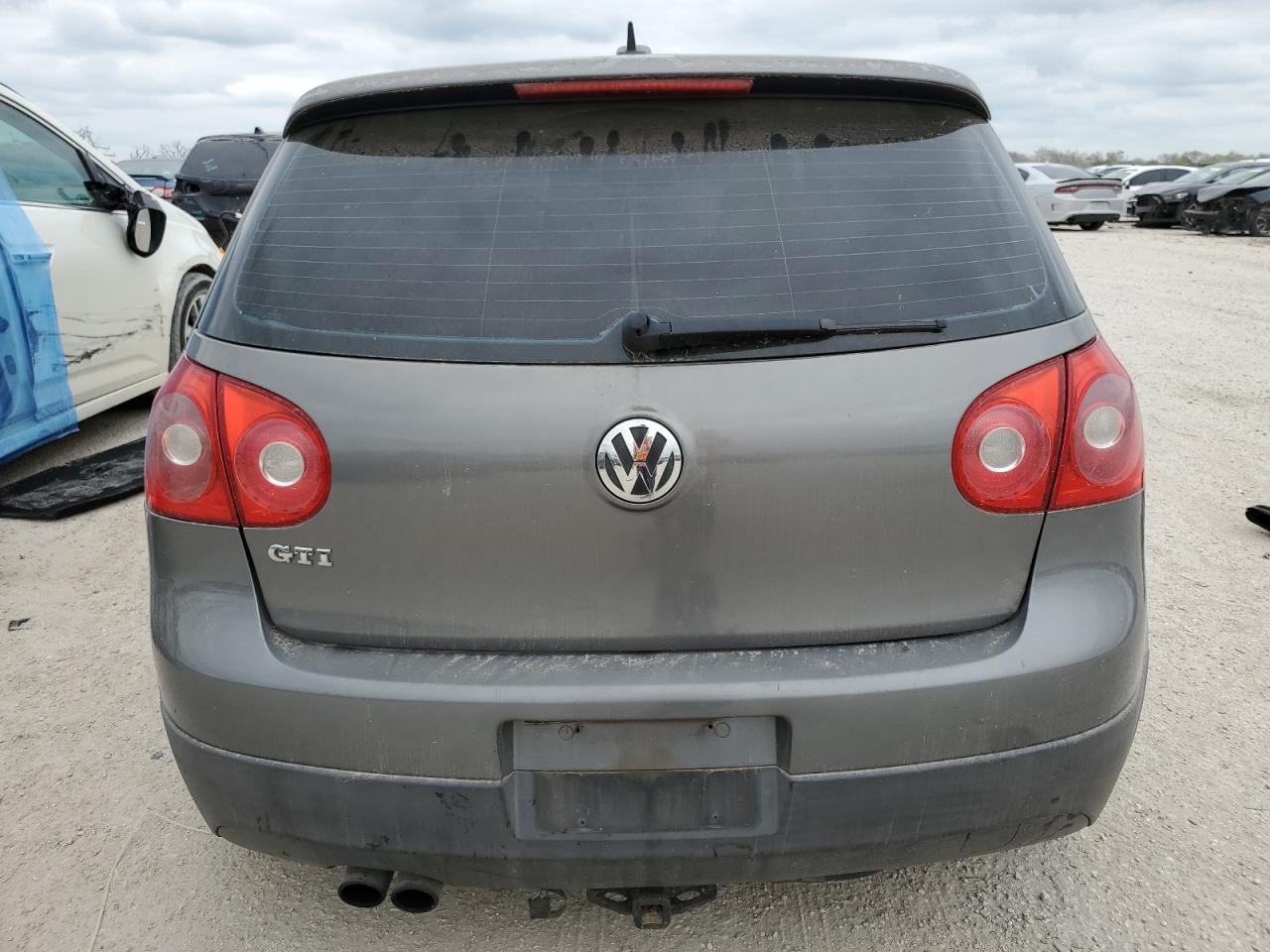 Photo 5 VIN: WVWFV71K56W107135 - VOLKSWAGEN GTI 