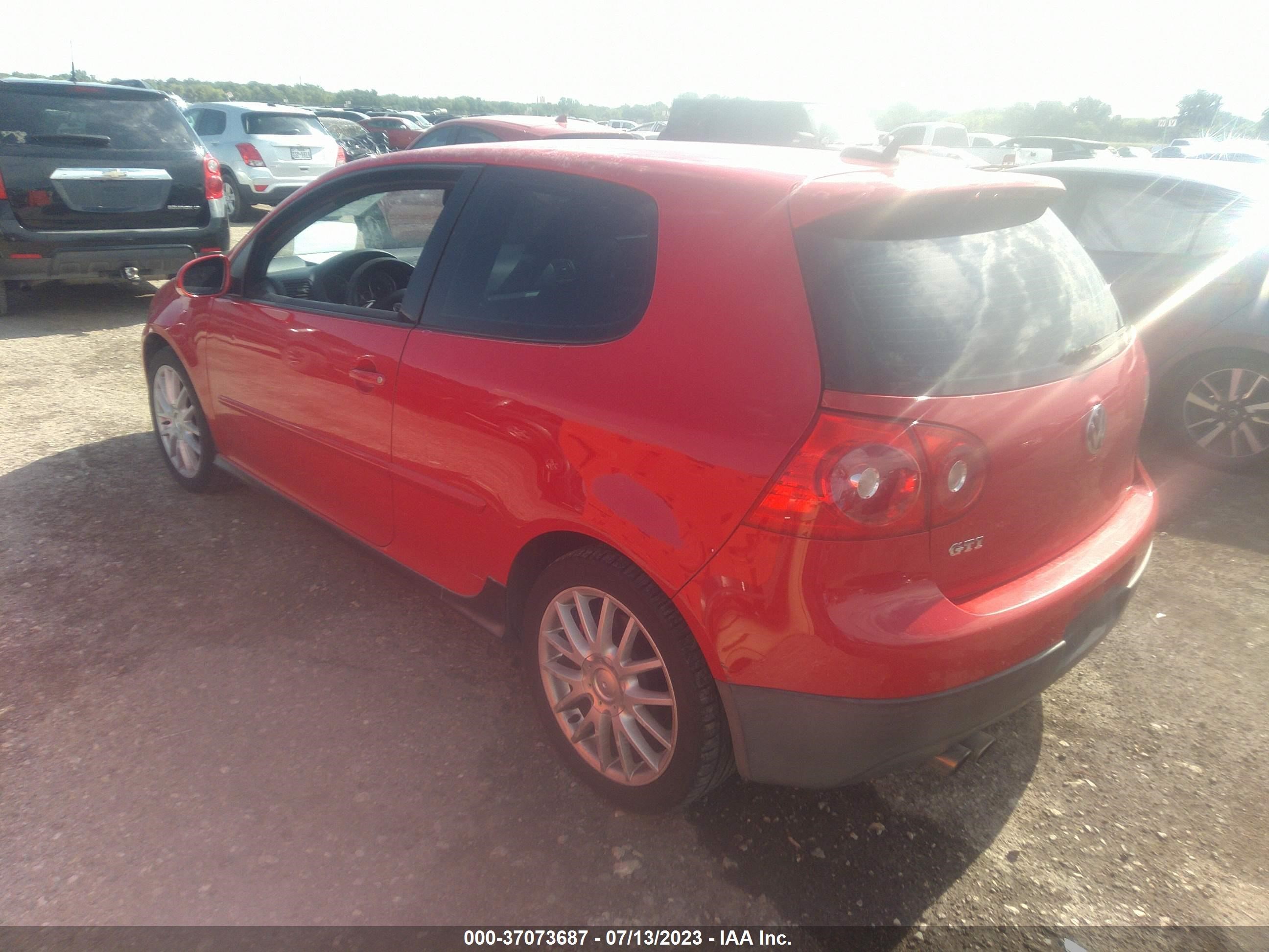 Photo 2 VIN: WVWFV71K96W101659 - VOLKSWAGEN GTI 