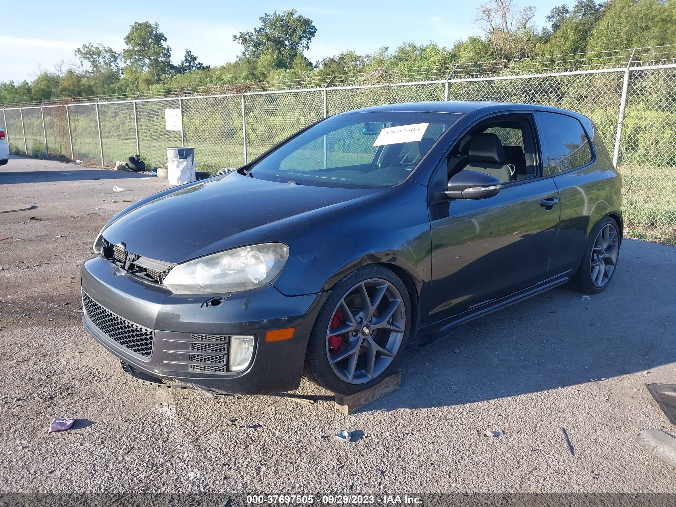 Photo 1 VIN: WVWFV7AJ6DW004200 - VOLKSWAGEN GTI 