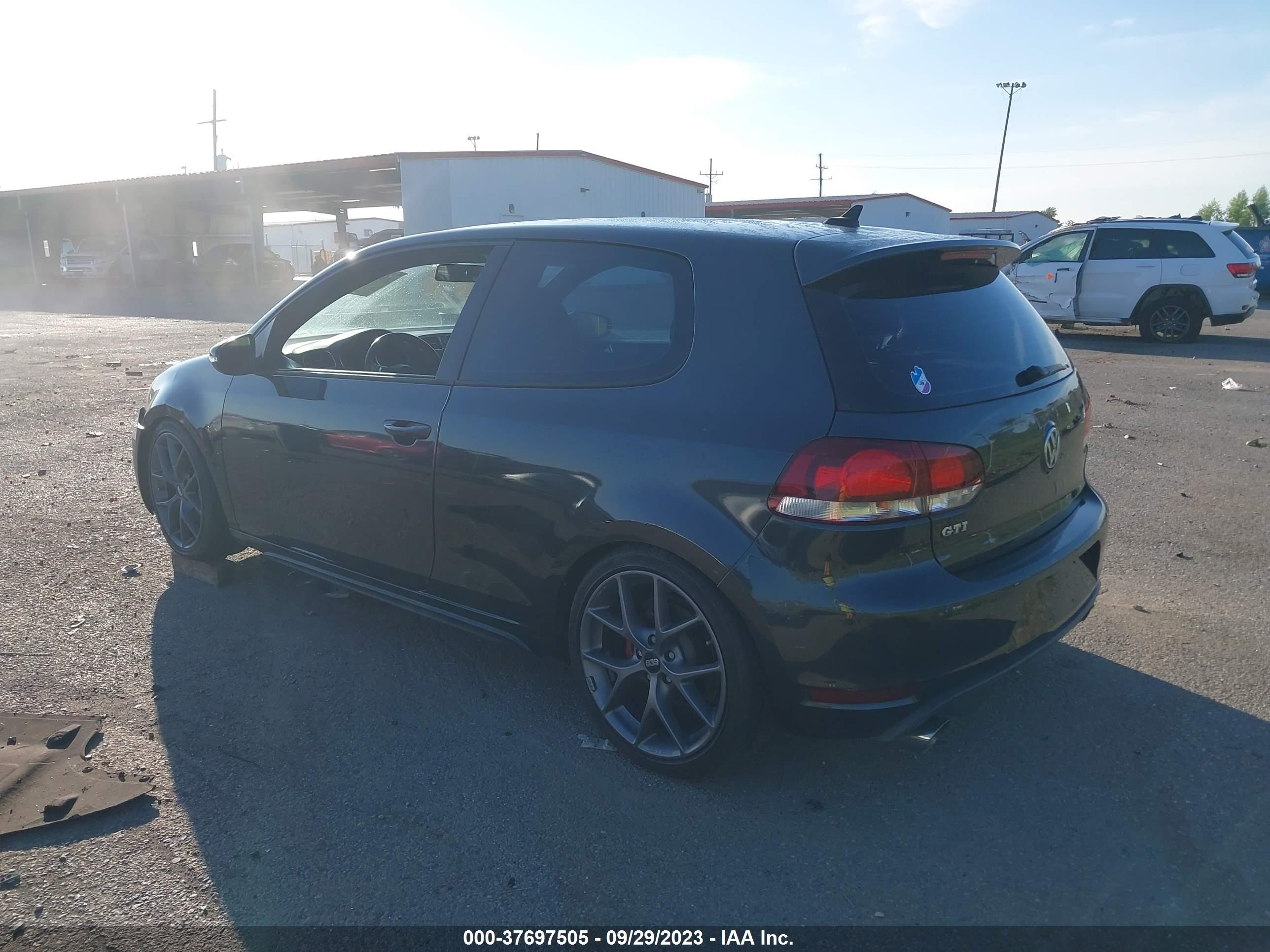 Photo 2 VIN: WVWFV7AJ6DW004200 - VOLKSWAGEN GTI 